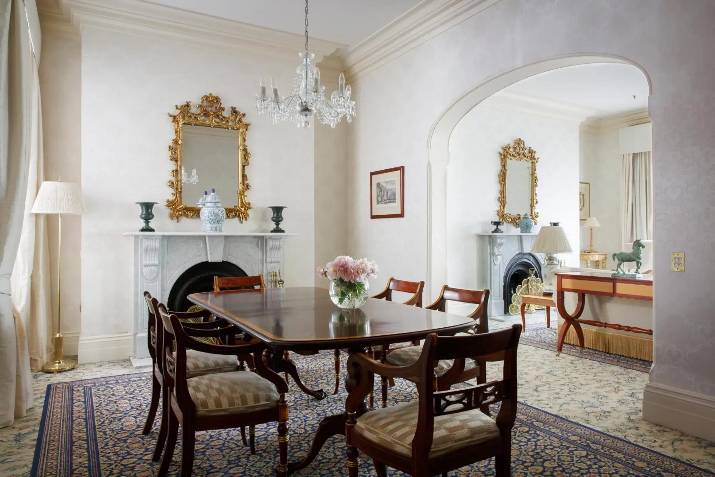 Royal Suite in The Hotel Windsor Royal Suite in The Hotel Windsor