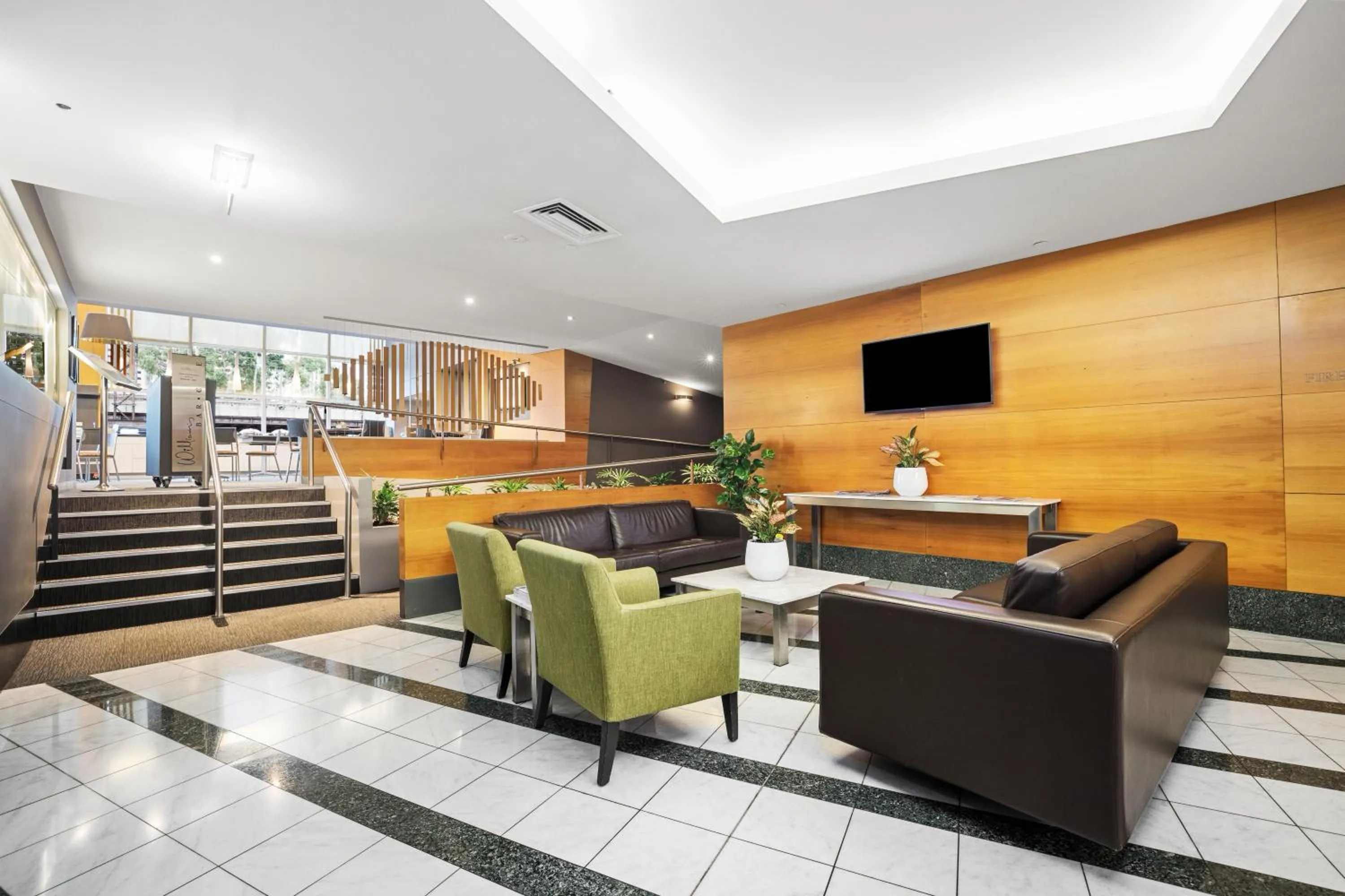 Clarion Suites Gateway