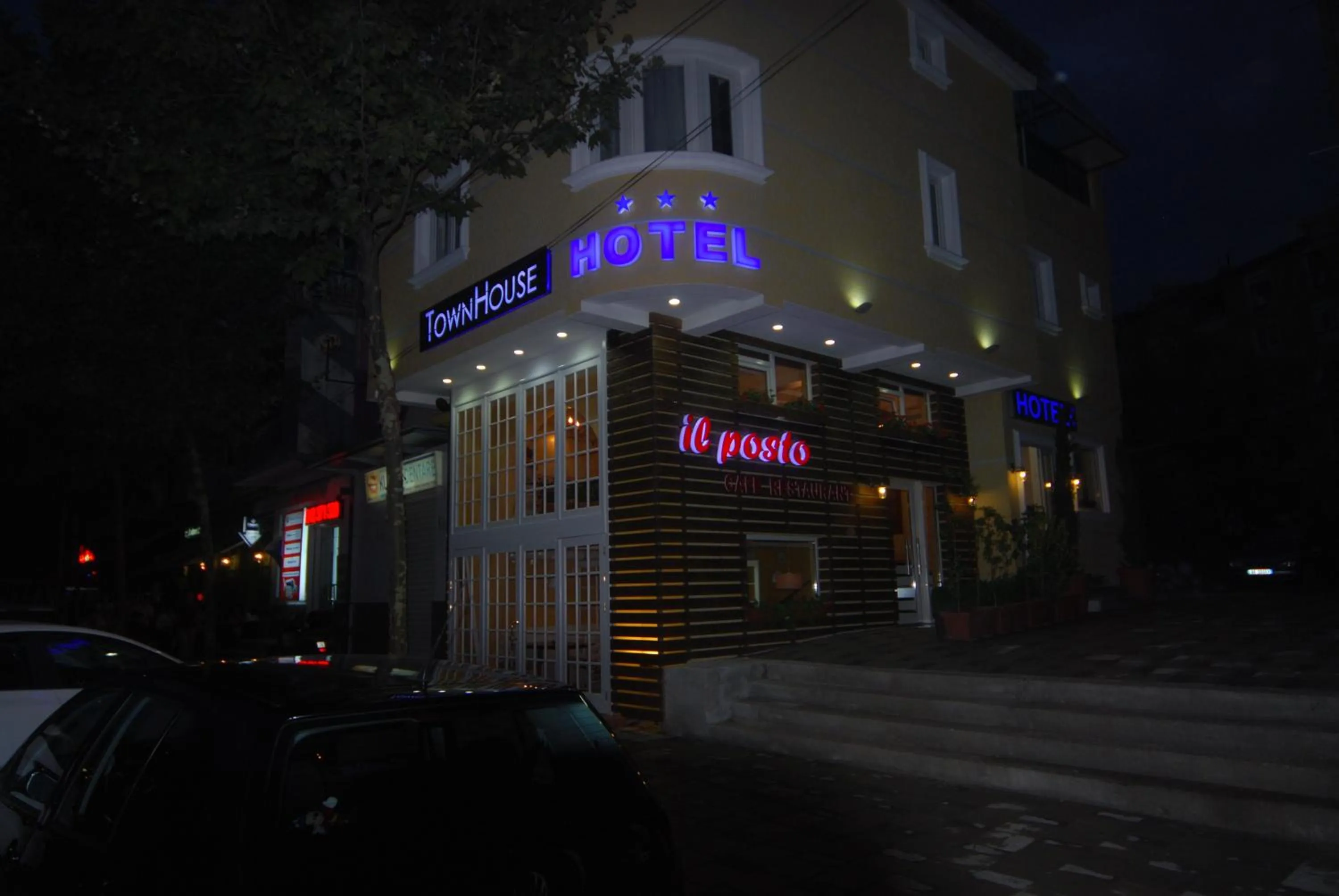 Facade/entrance in Hotel Town House