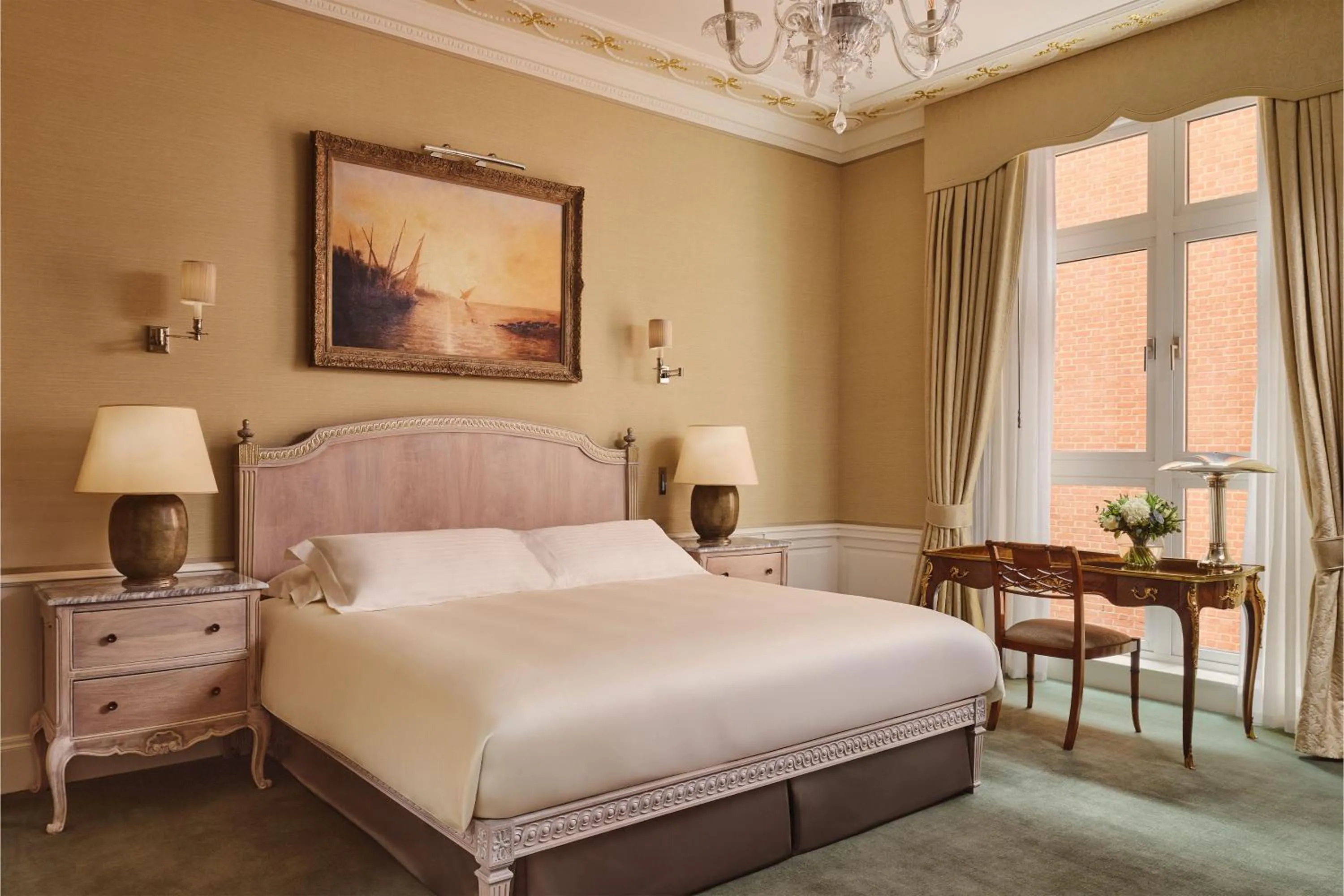 Bed in The Connaught, Maybourne