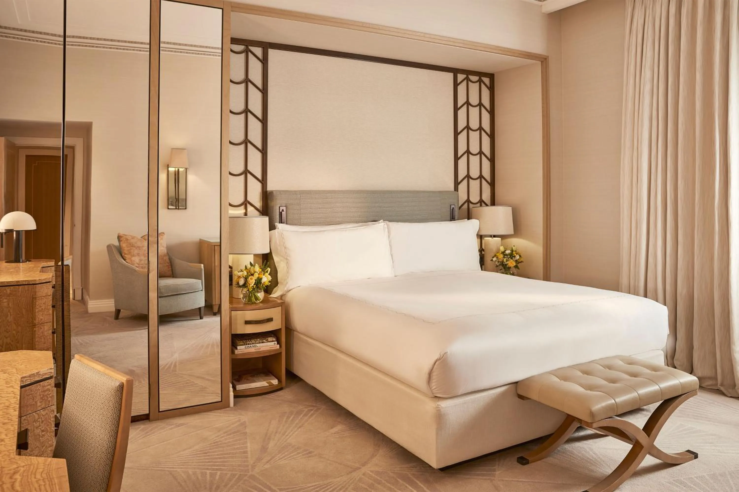 Bedroom, Bed in Claridge's, Maybourne