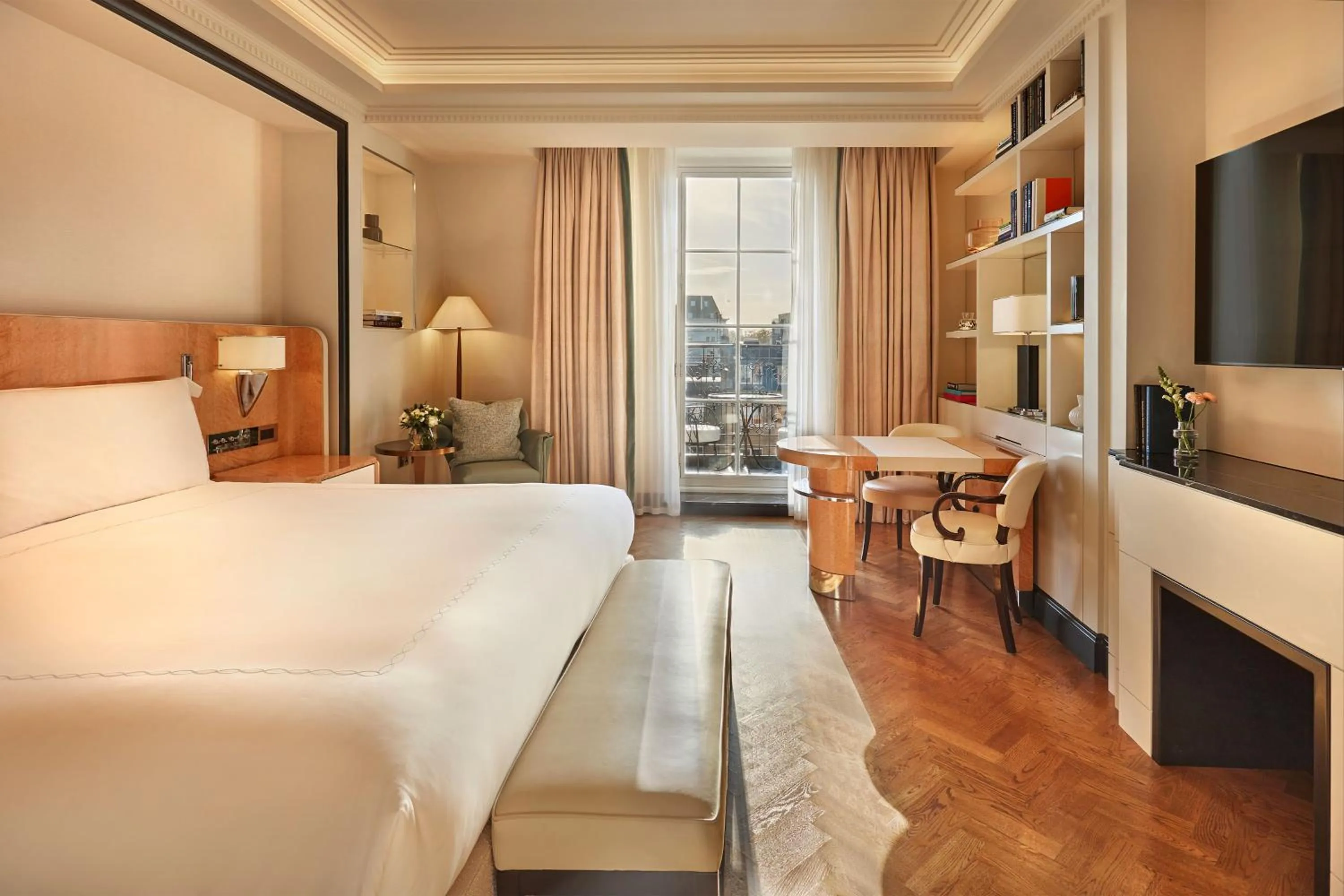 Bedroom, Bed in Claridge's, Maybourne