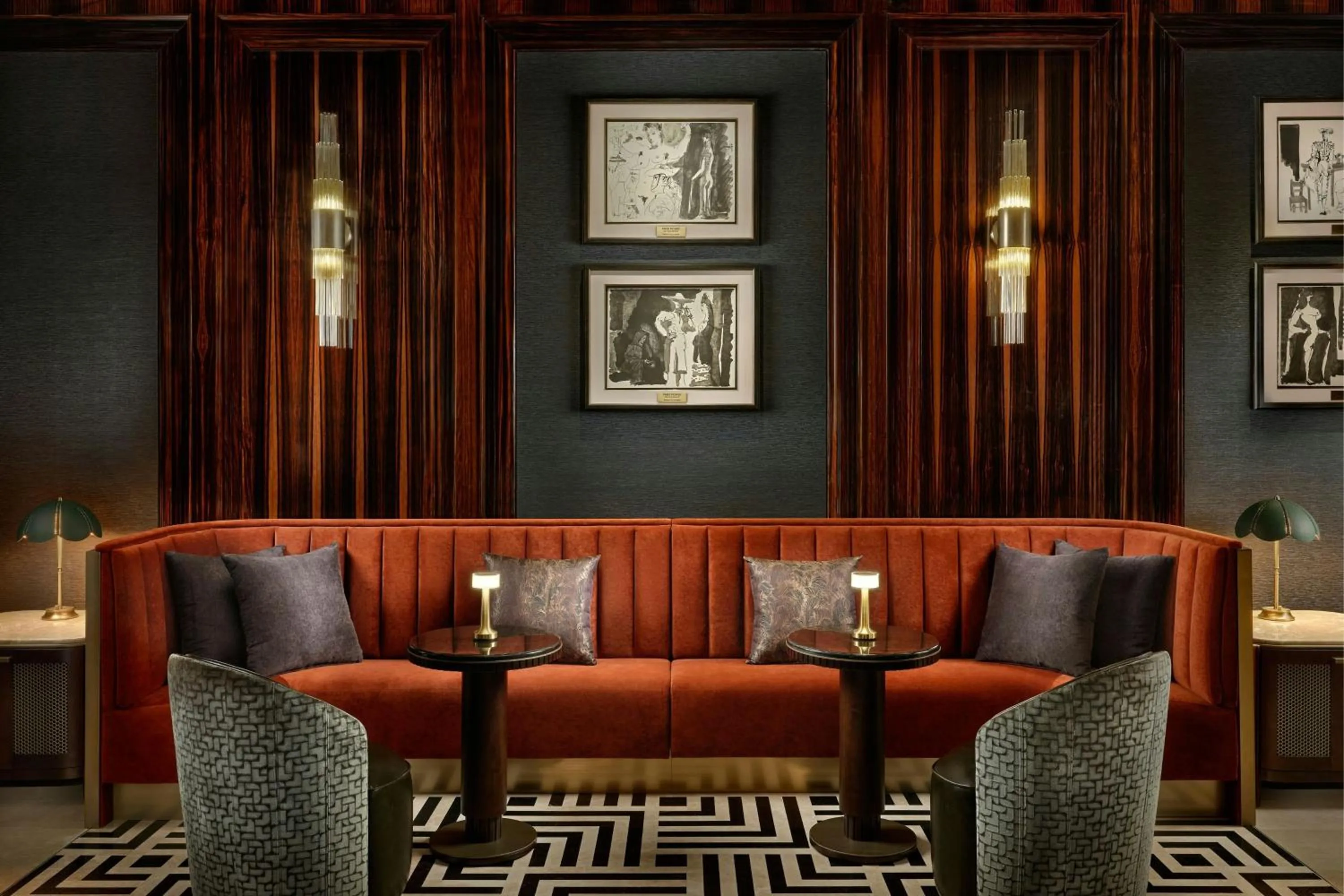 Lounge or bar in The St. Regis Singapore