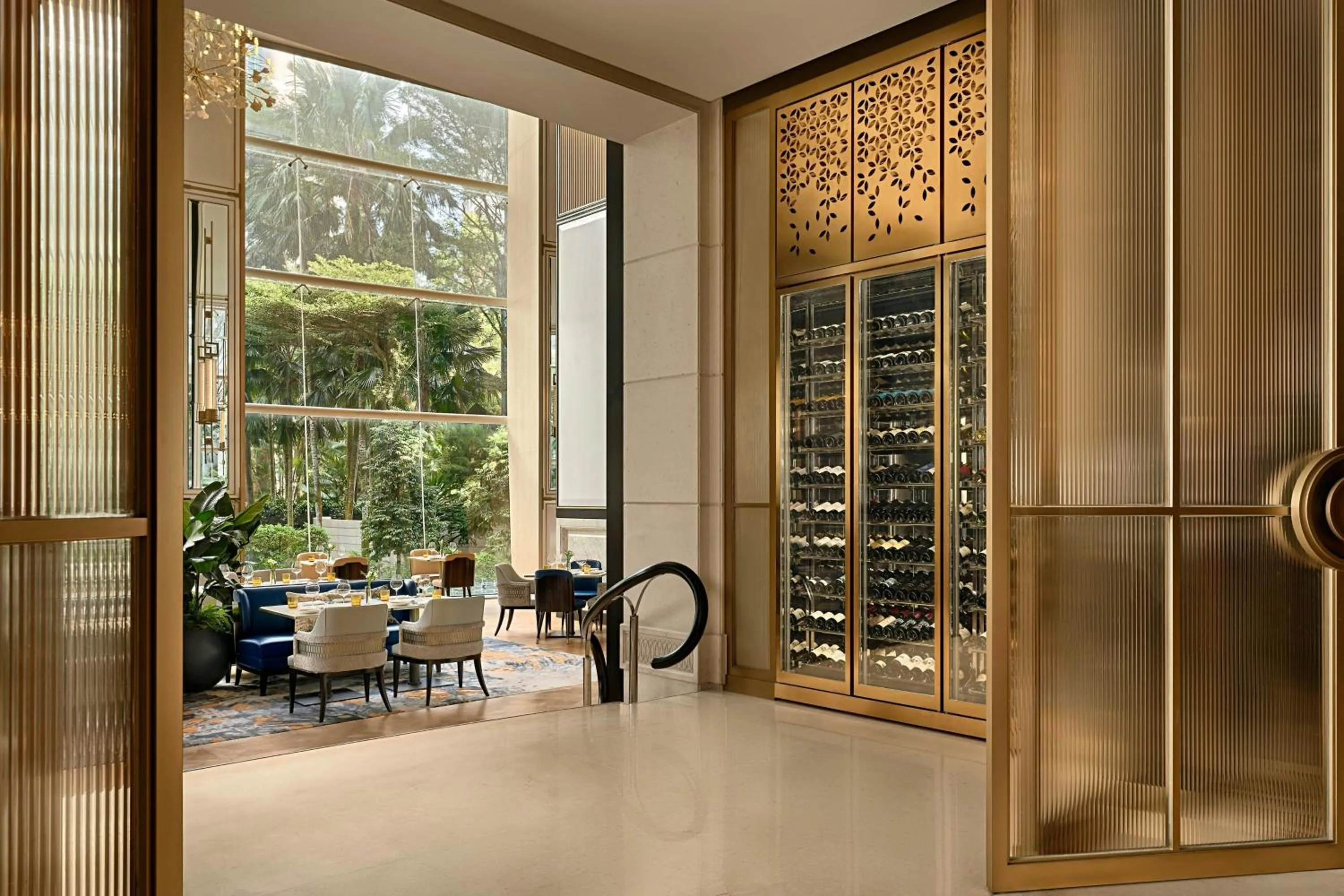 Restaurant/places to eat in The St. Regis Singapore