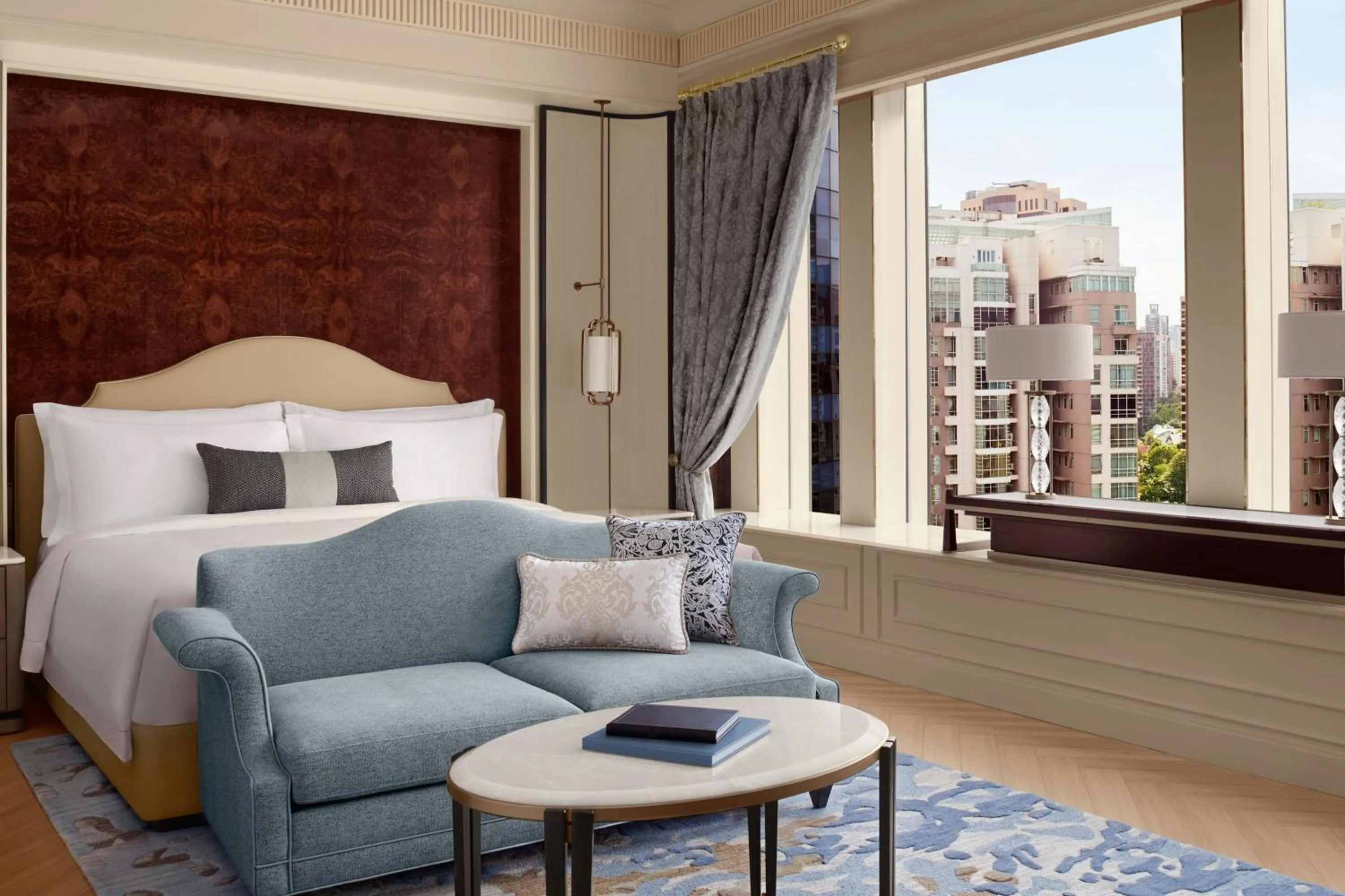 Photo of the whole room, Bed in The St Regis Singapore