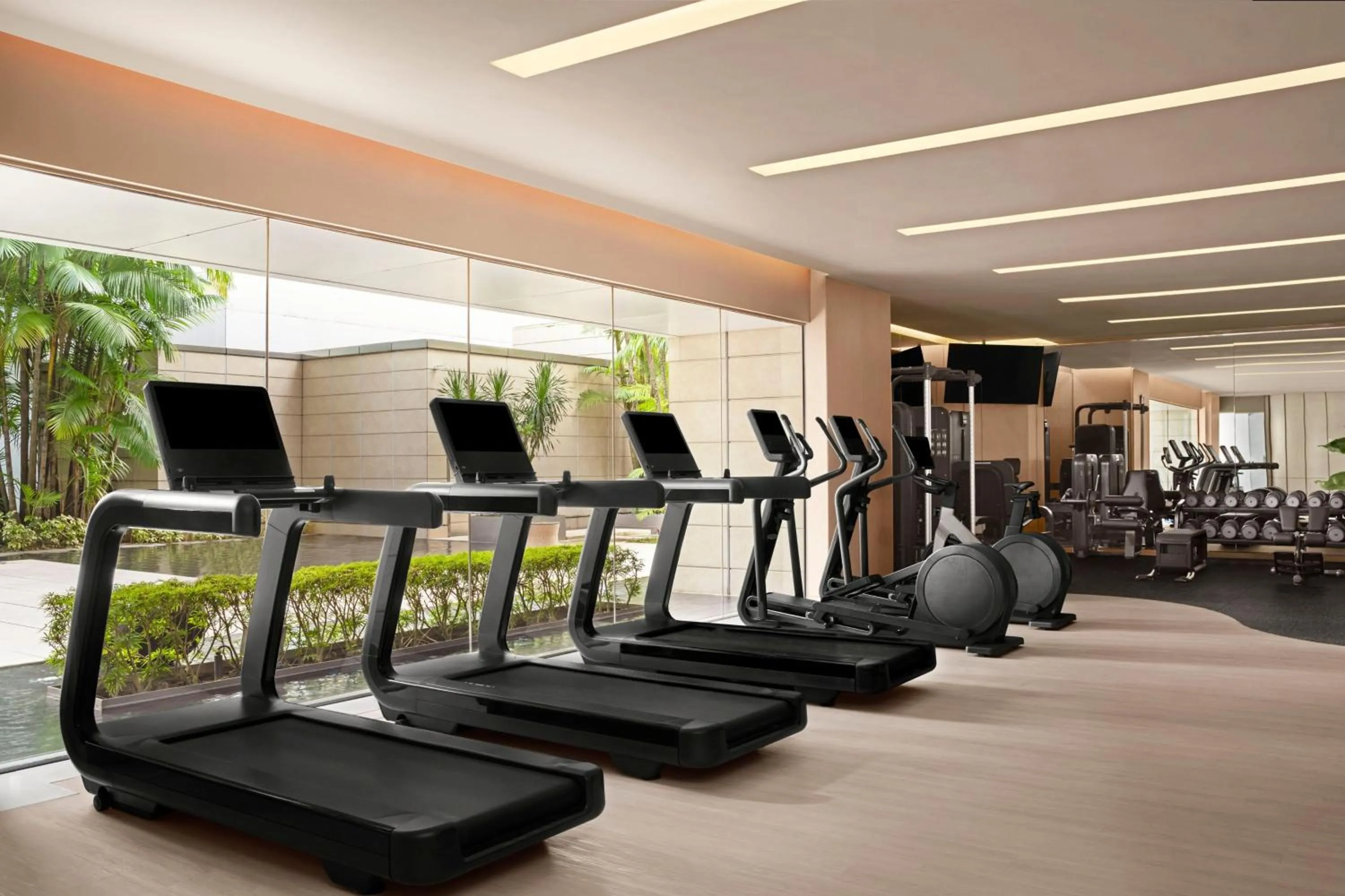 Fitness centre/facilities in The St. Regis Singapore