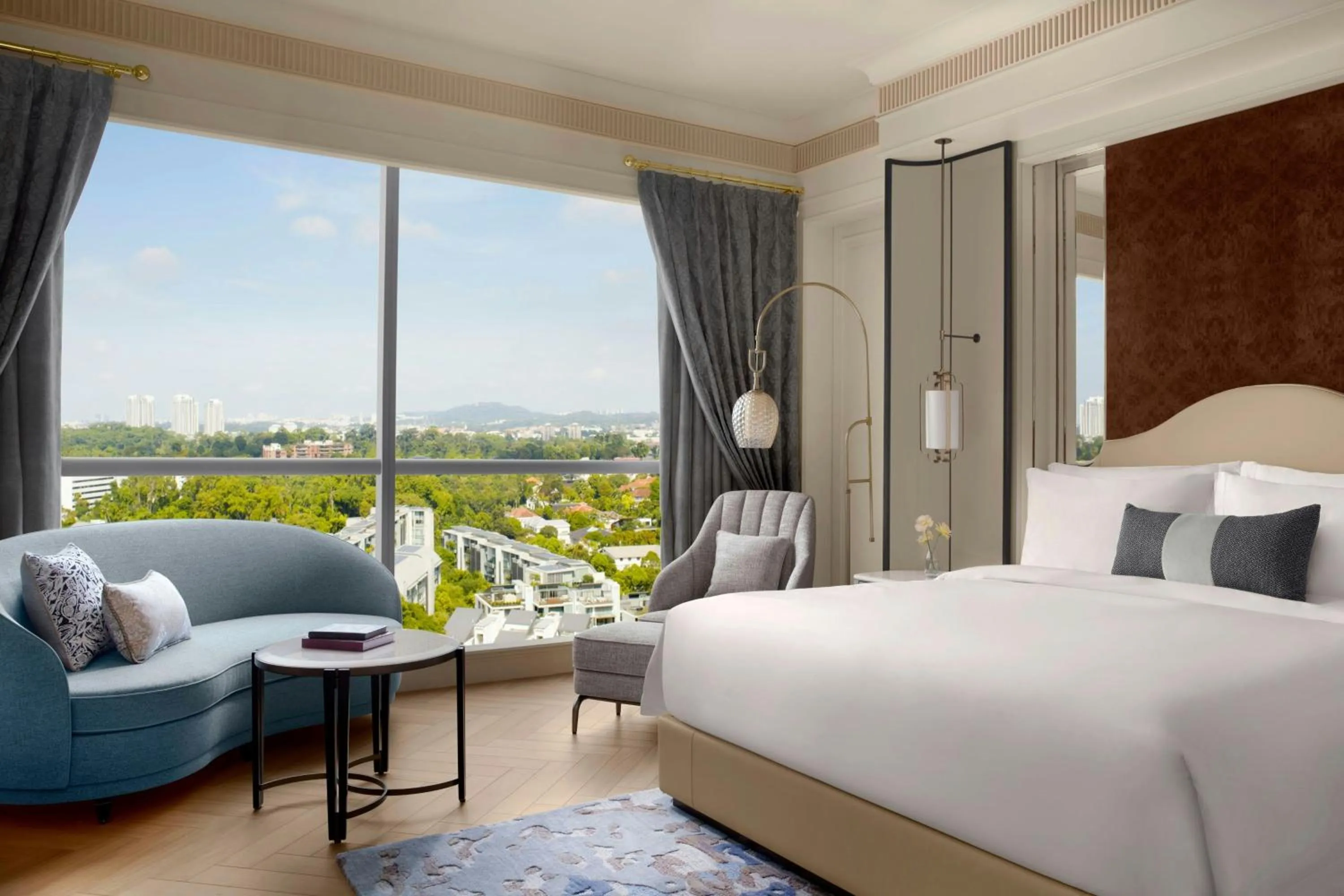 Bedroom, Bed in The St. Regis Singapore