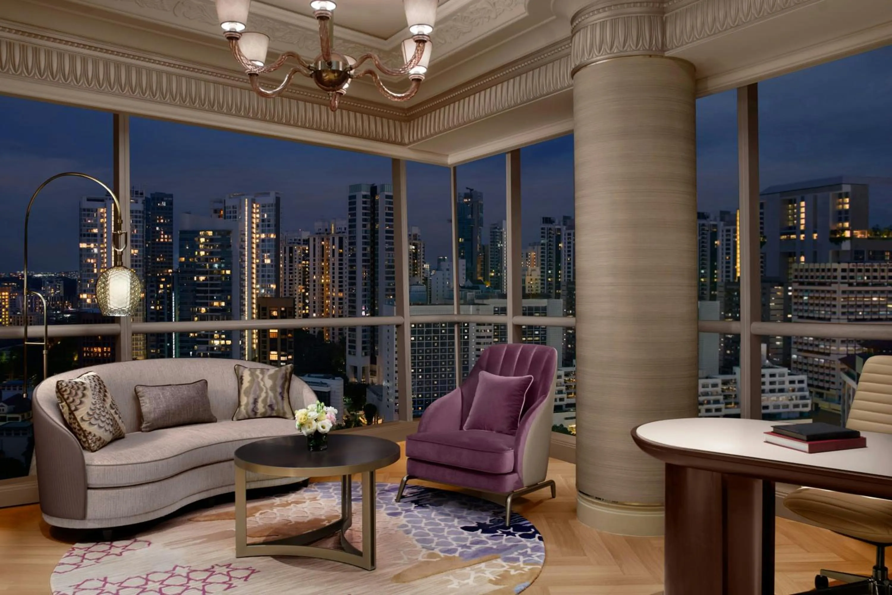 Living room in The St. Regis Singapore