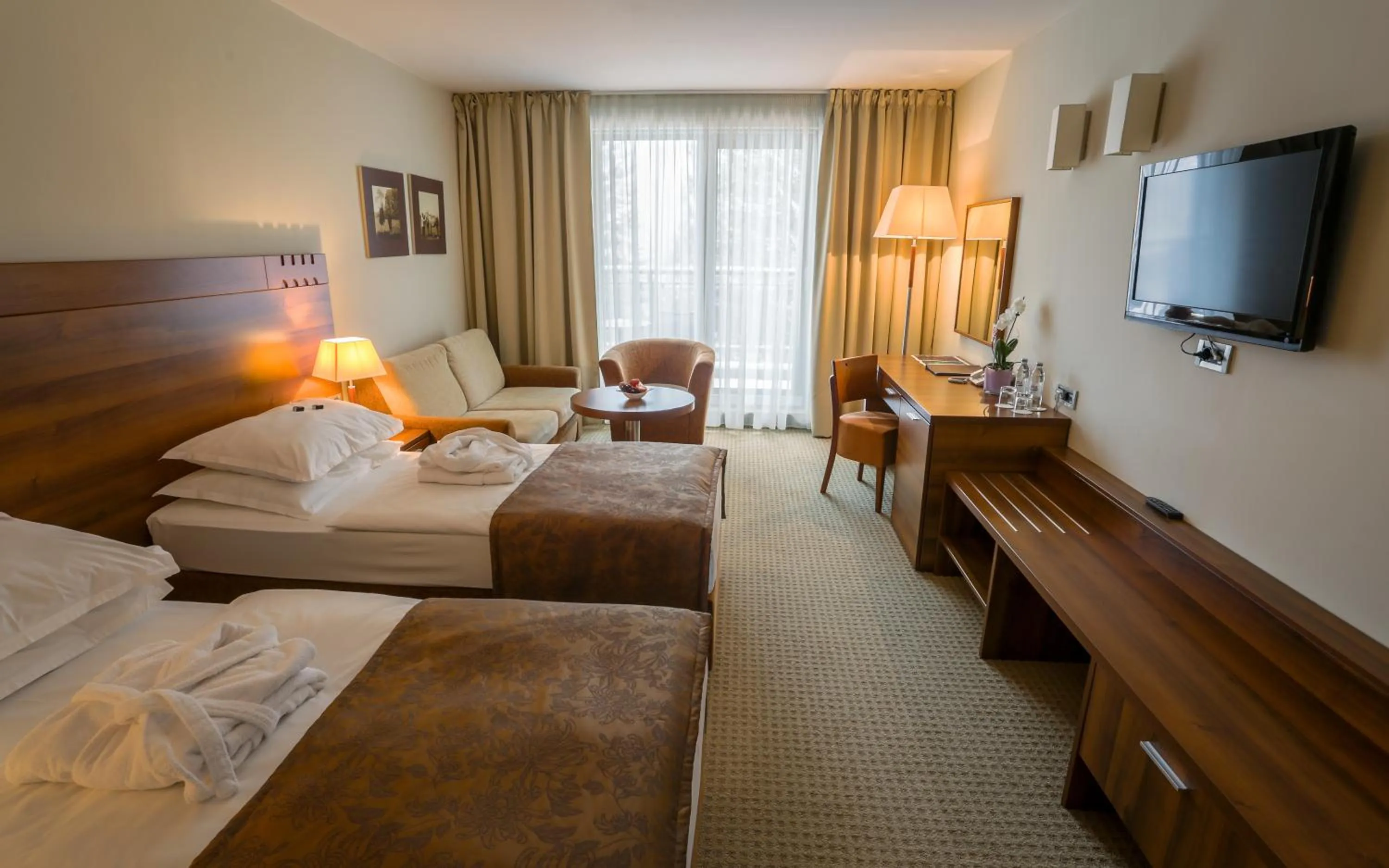 Photo of the whole room, Bed in Hotel Trakošćan