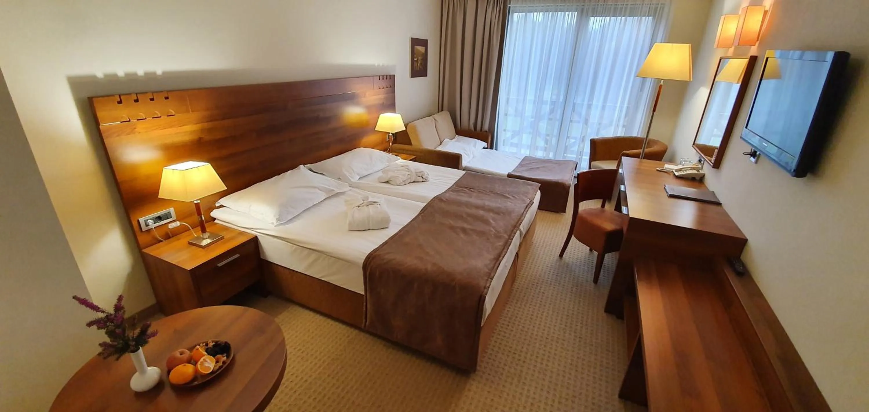 Photo of the whole room, Bed in Hotel Trakošćan