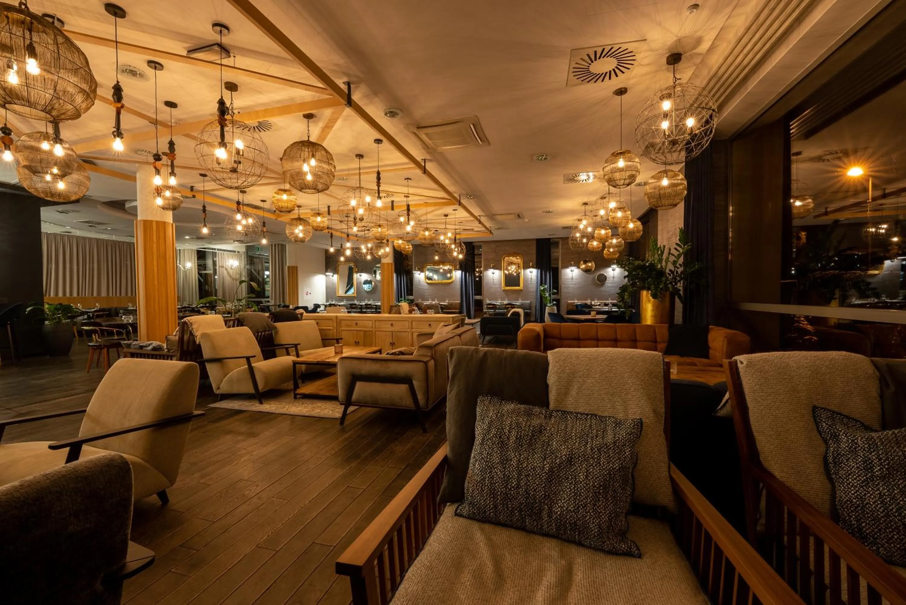 Seating area in Hotel Trakošćan