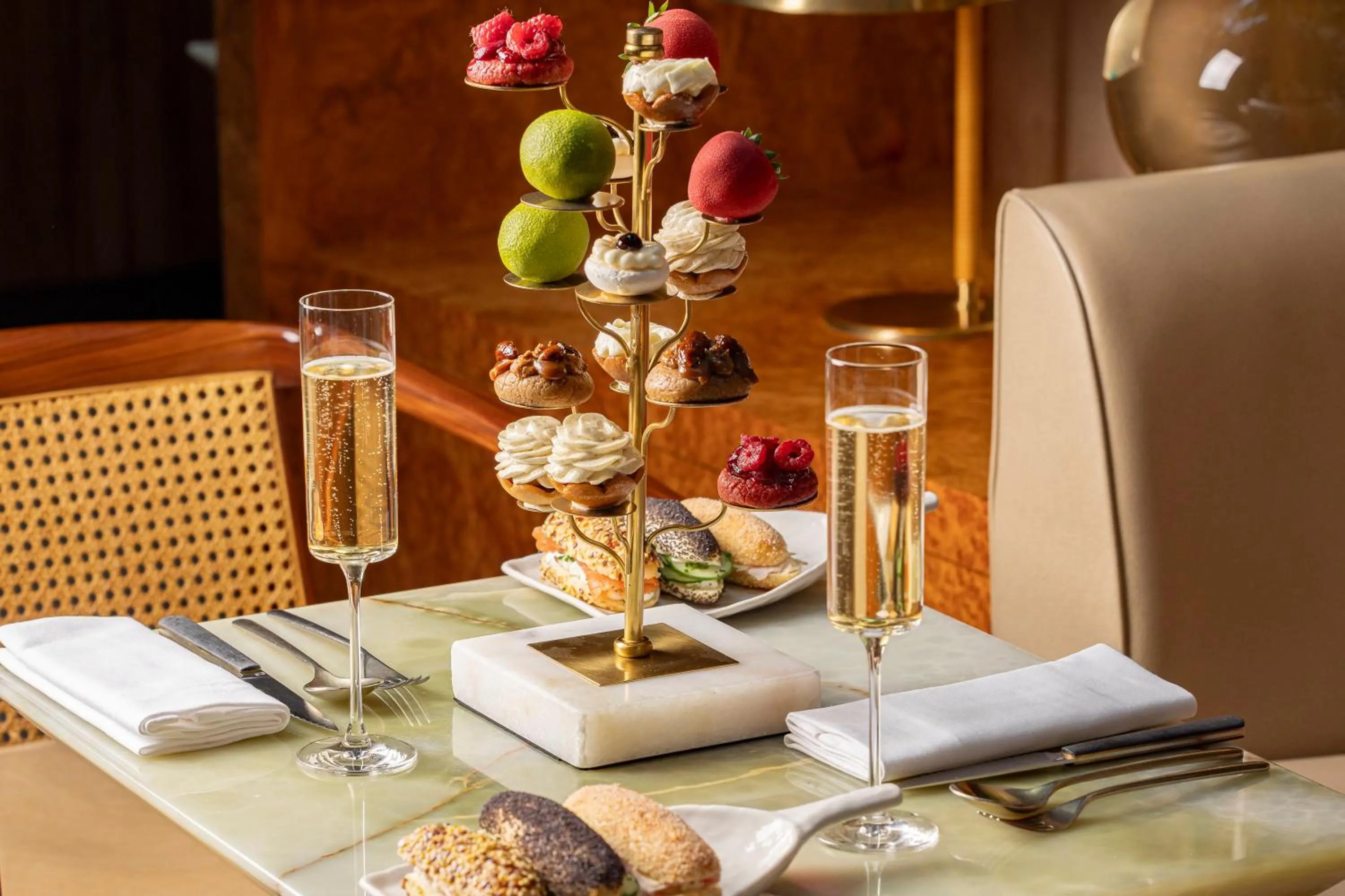 Restaurant/places to eat in The Berkeley, Maybourne