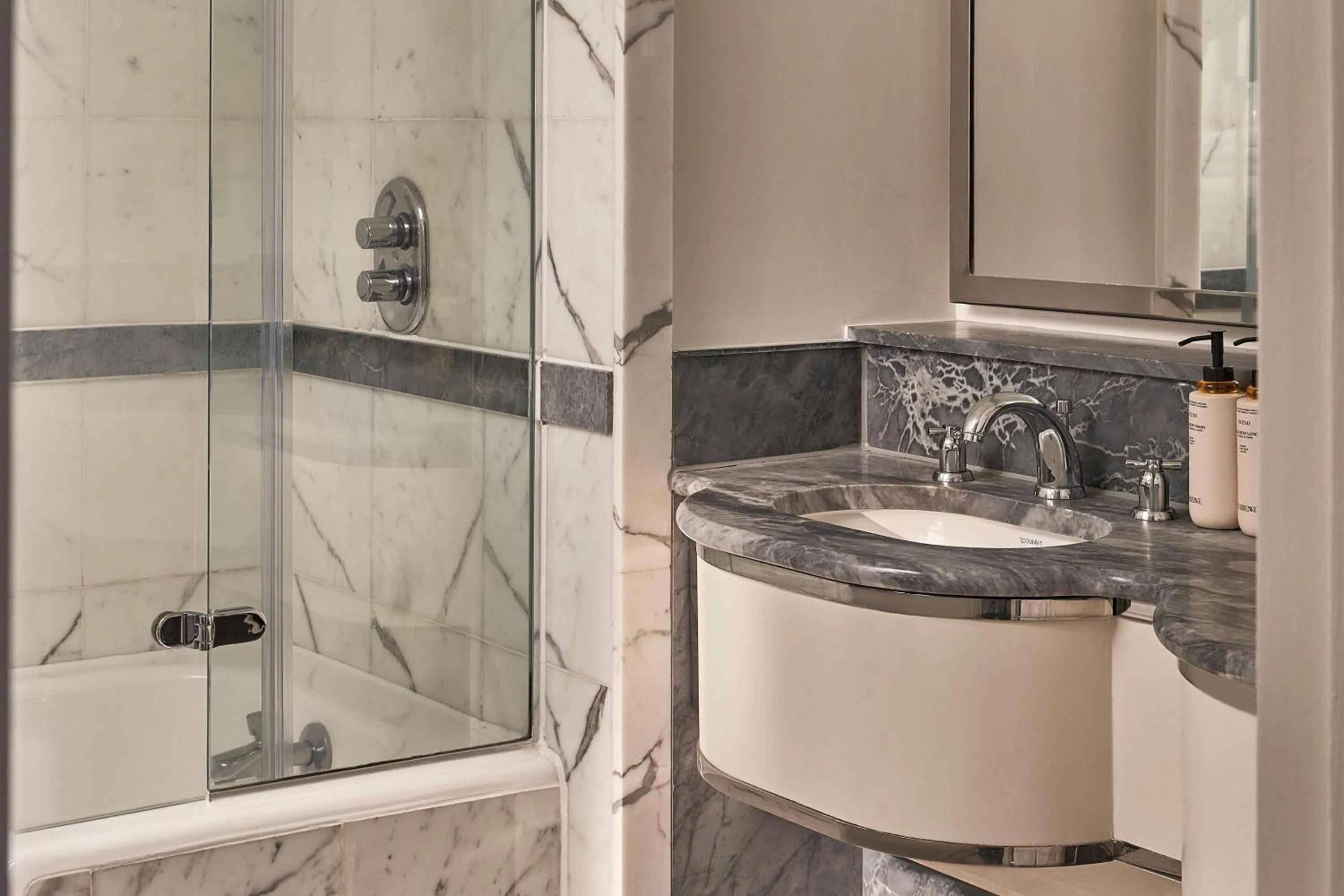 Other in The Berkeley, Maybourne