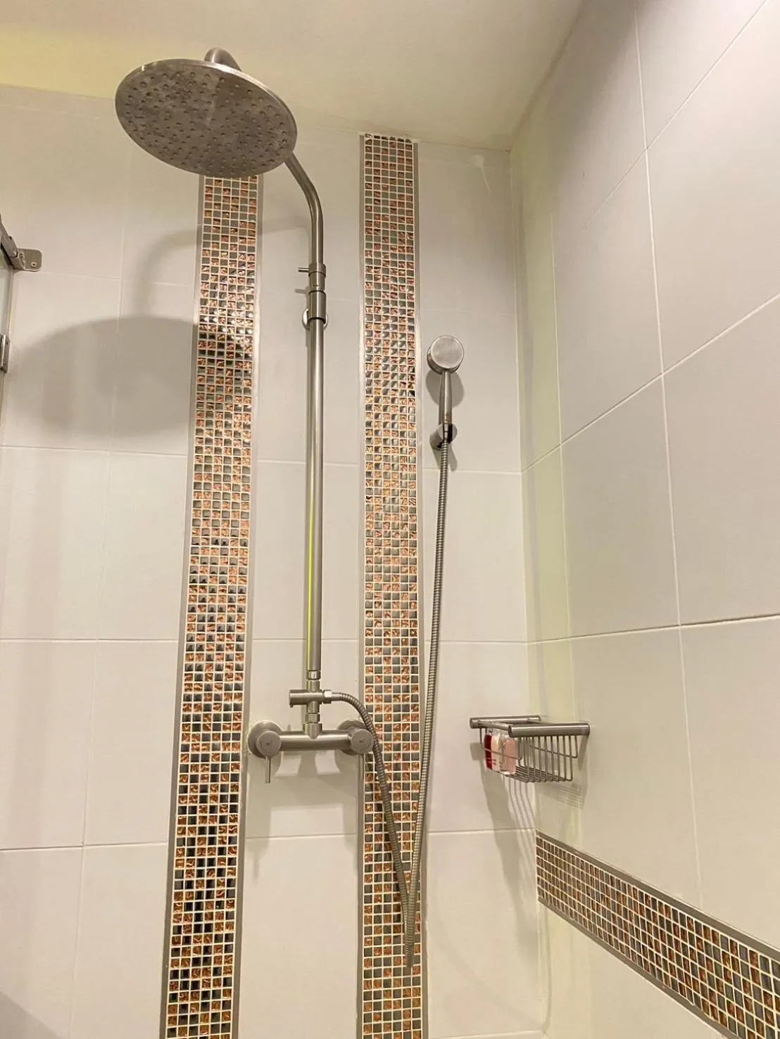 Shower in Hotel De Wualai