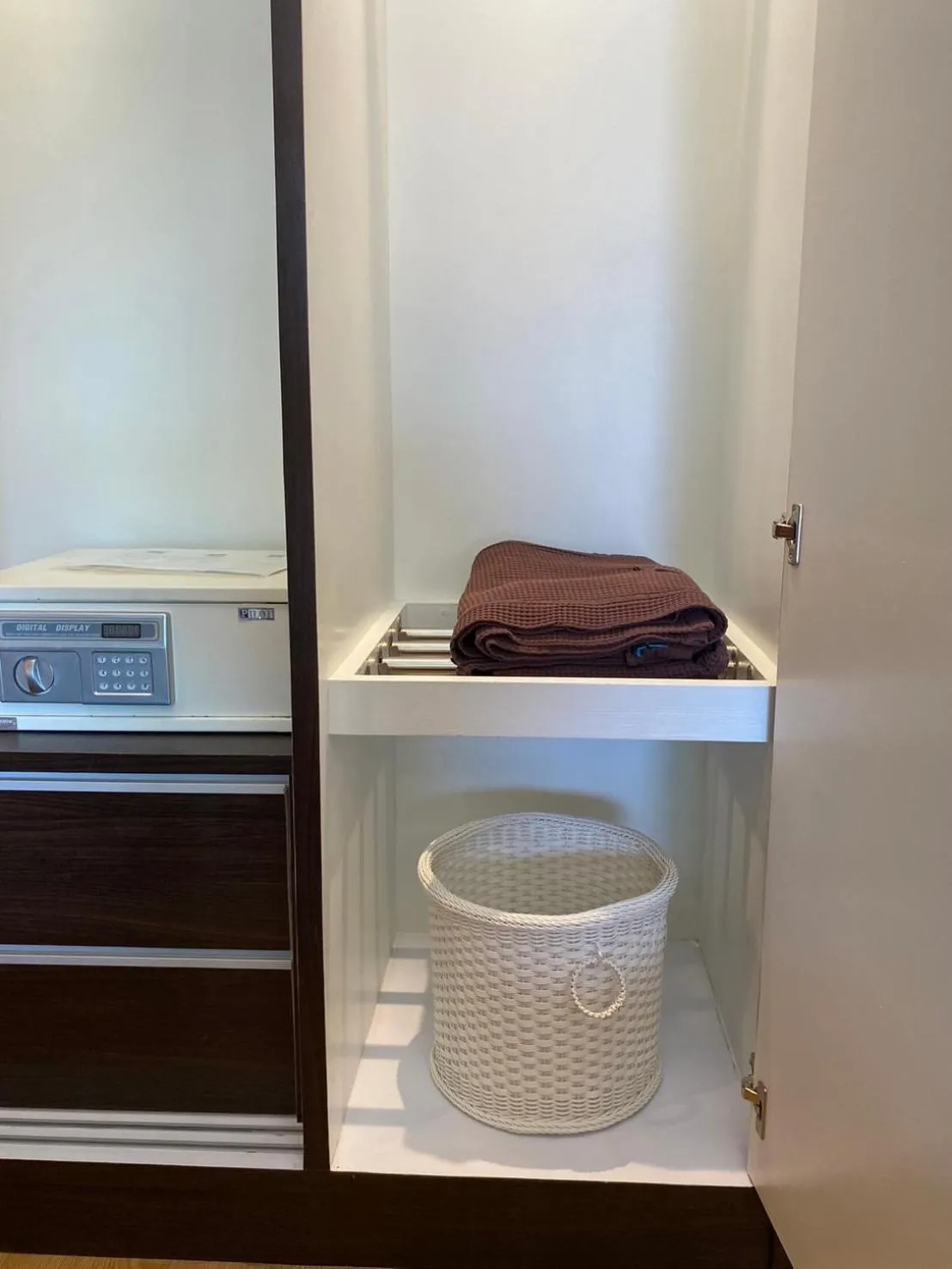 safe in Hotel De Wualai