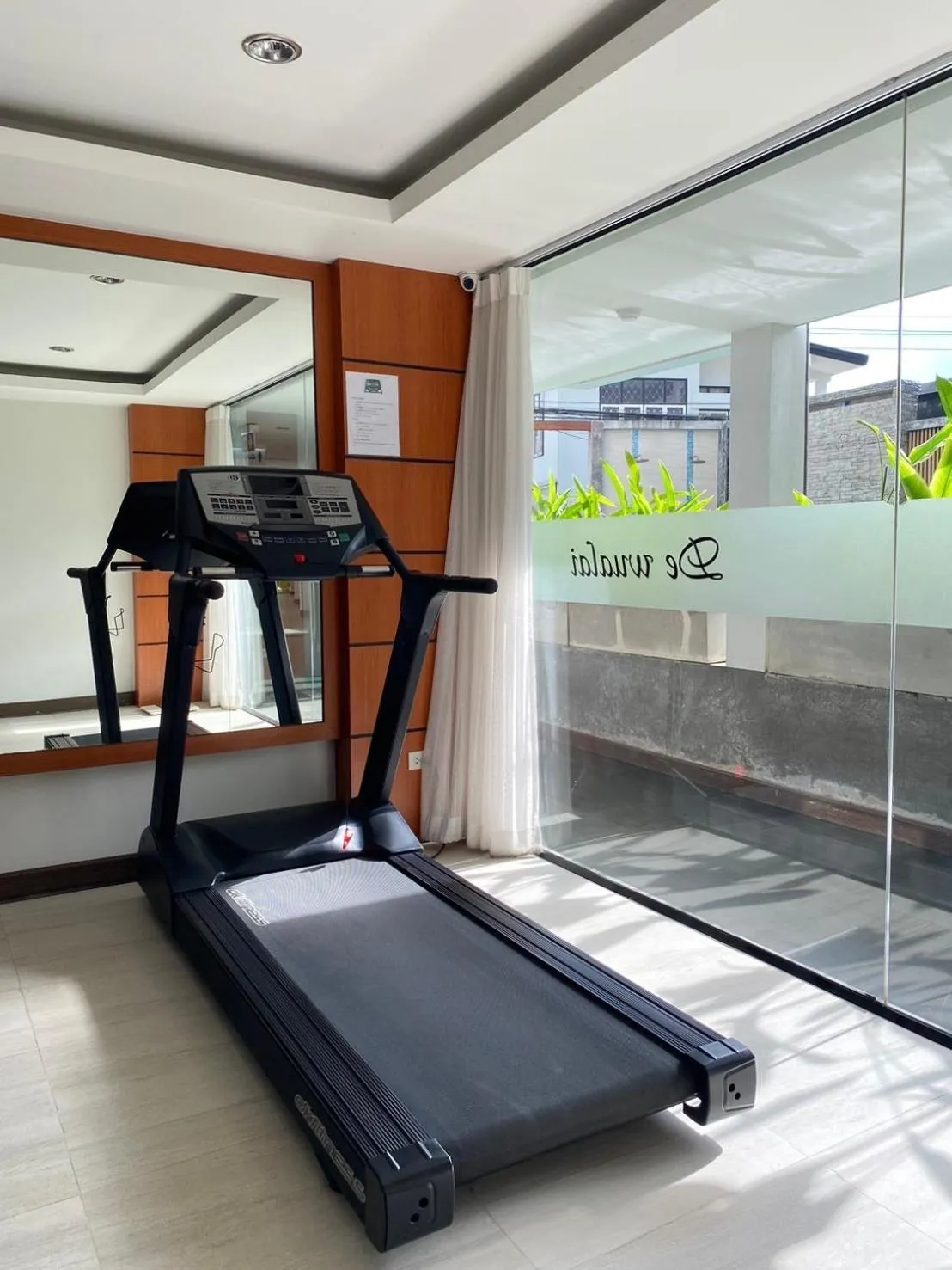 Fitness centre/facilities in Hotel De Wualai