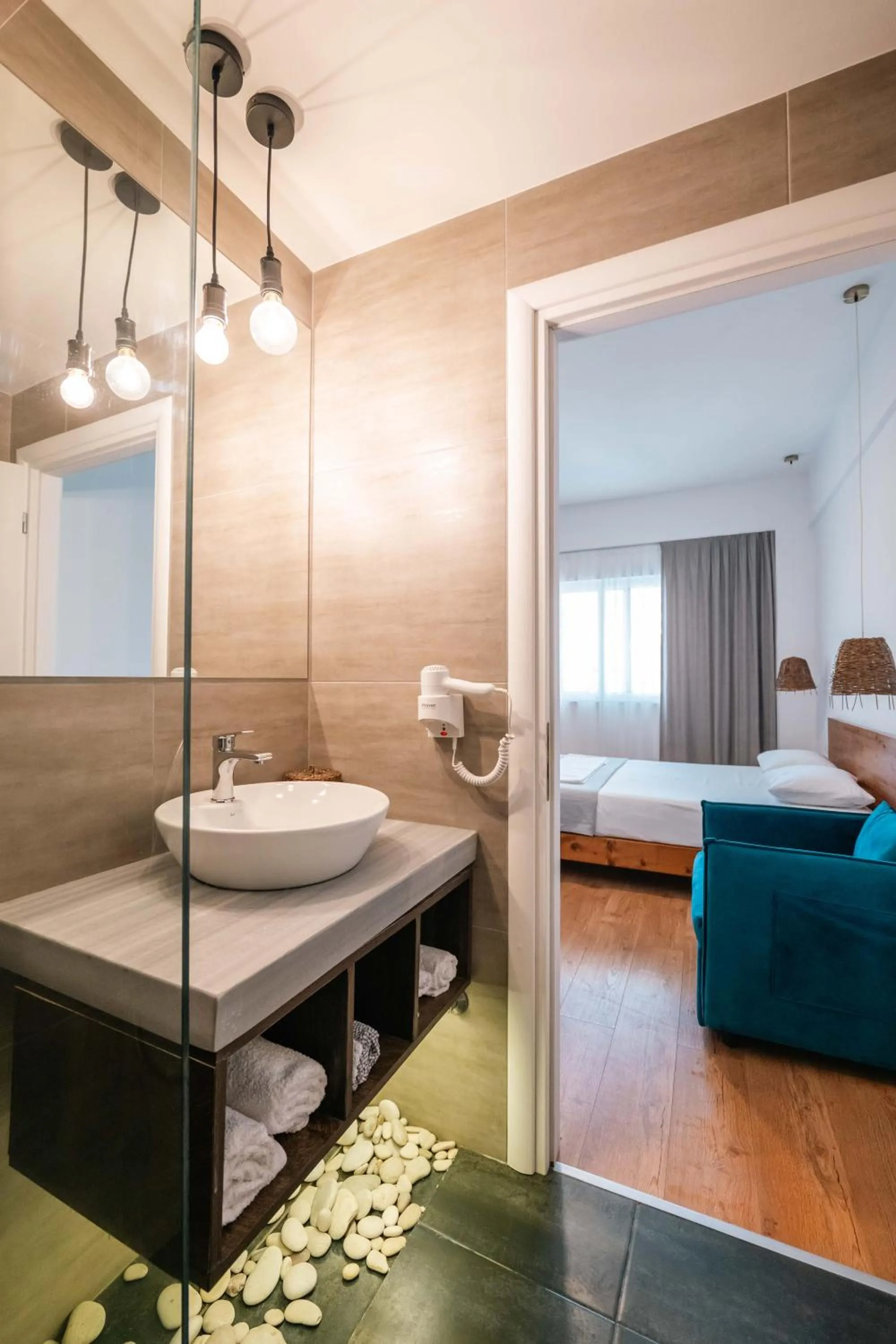 Bathroom, Bed in Kanes Bohemian Boutique Hotel