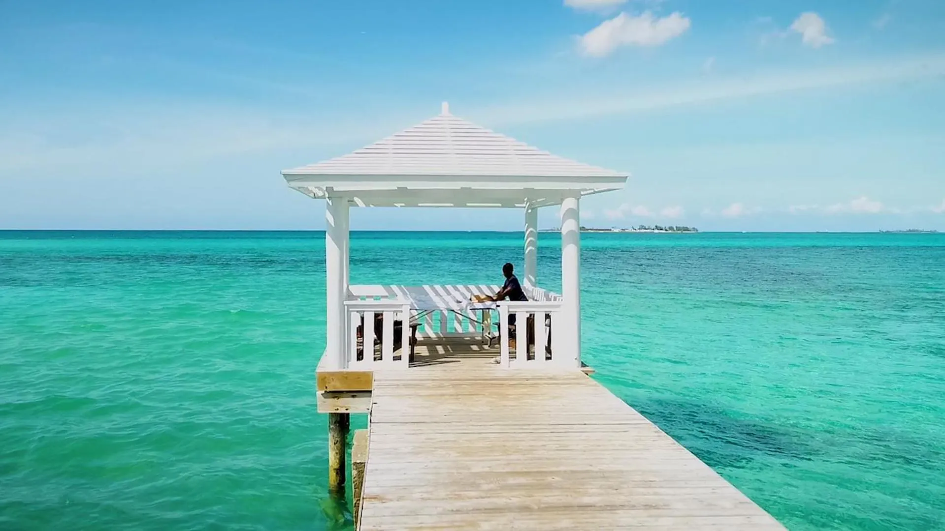 Massage in Sandyport Beach Resort