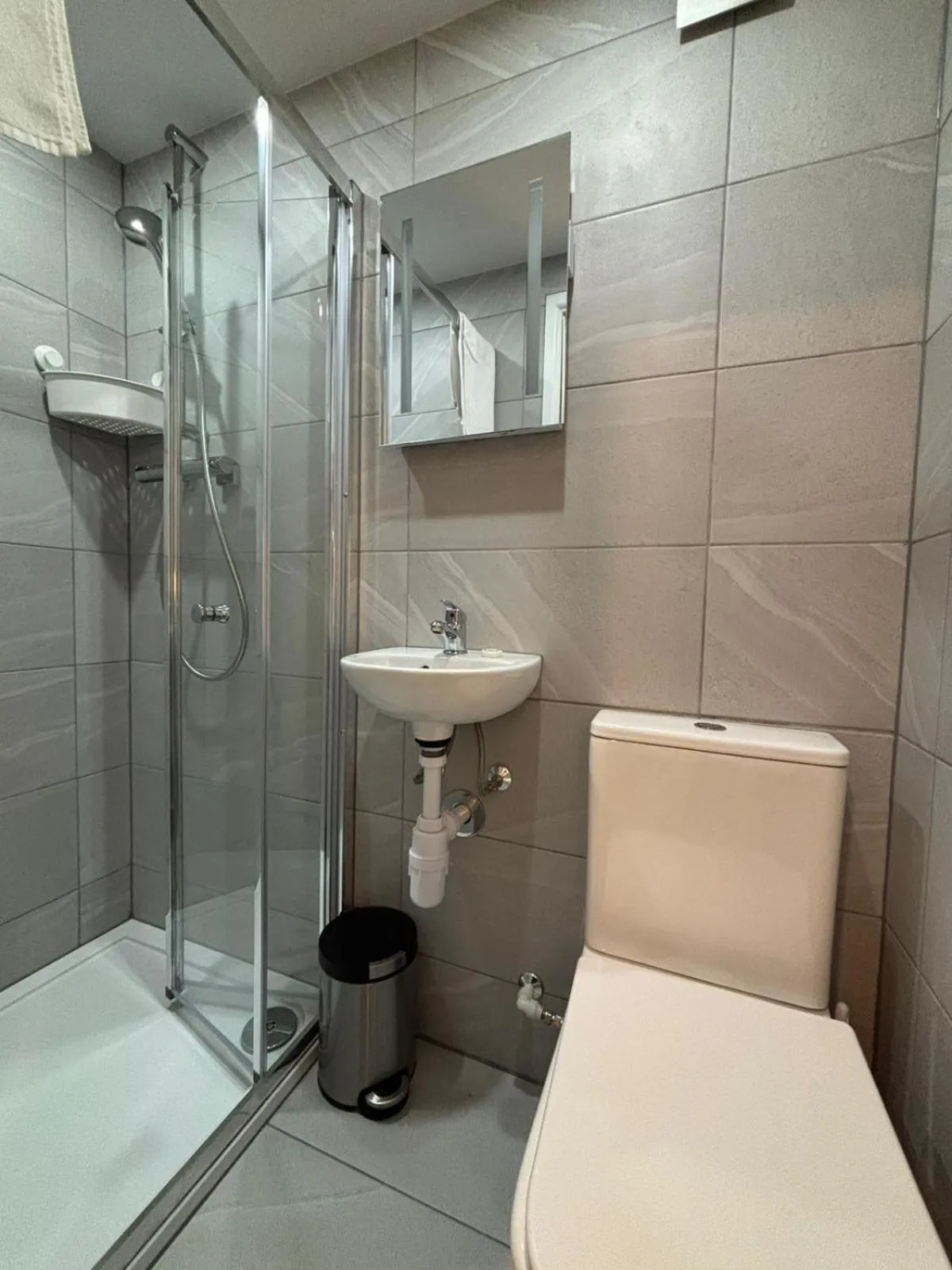 The Queensbury Hotel