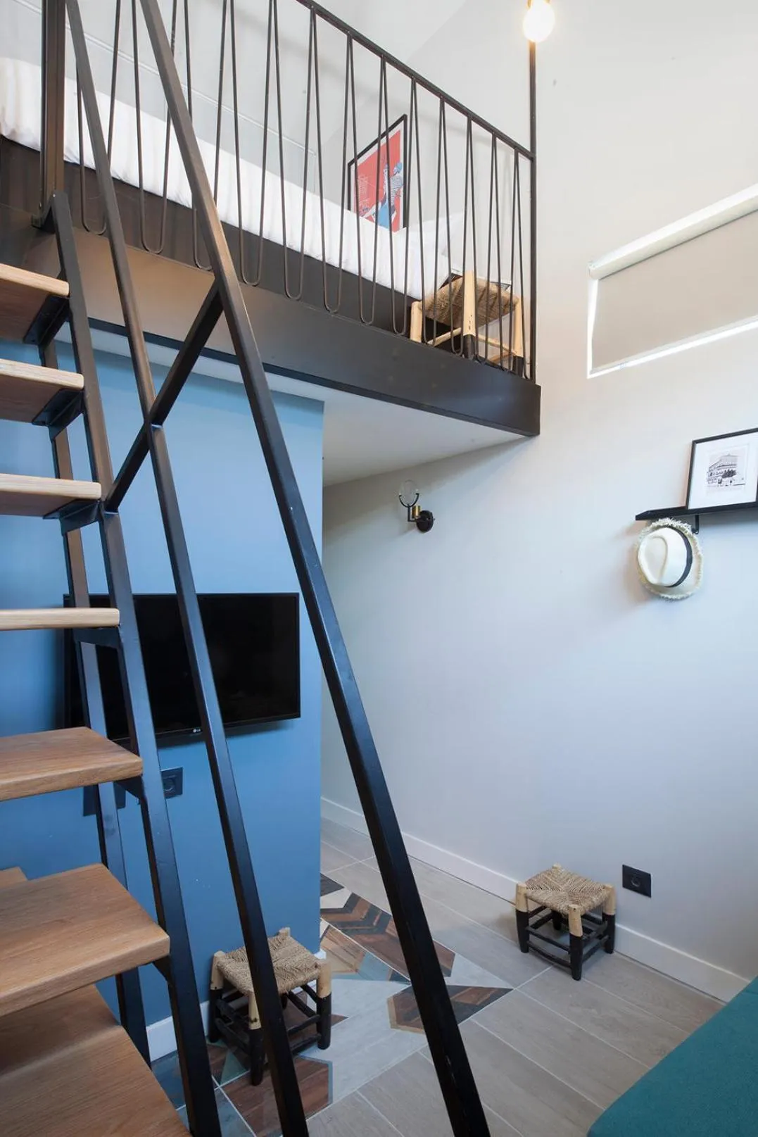 Area and facilities in The Spot Hostel