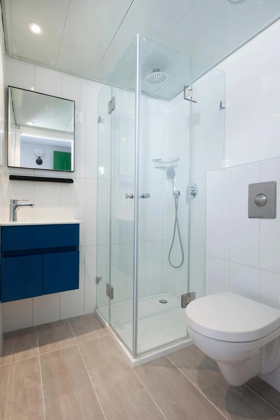 Bathroom in The Spot Hostel