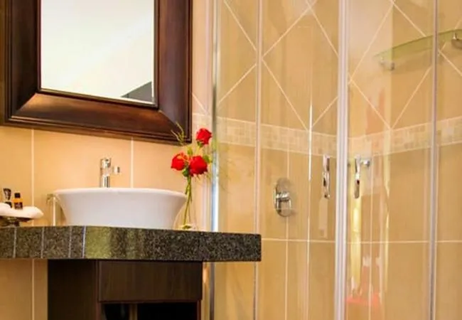 Bathroom in La Barune Guest House