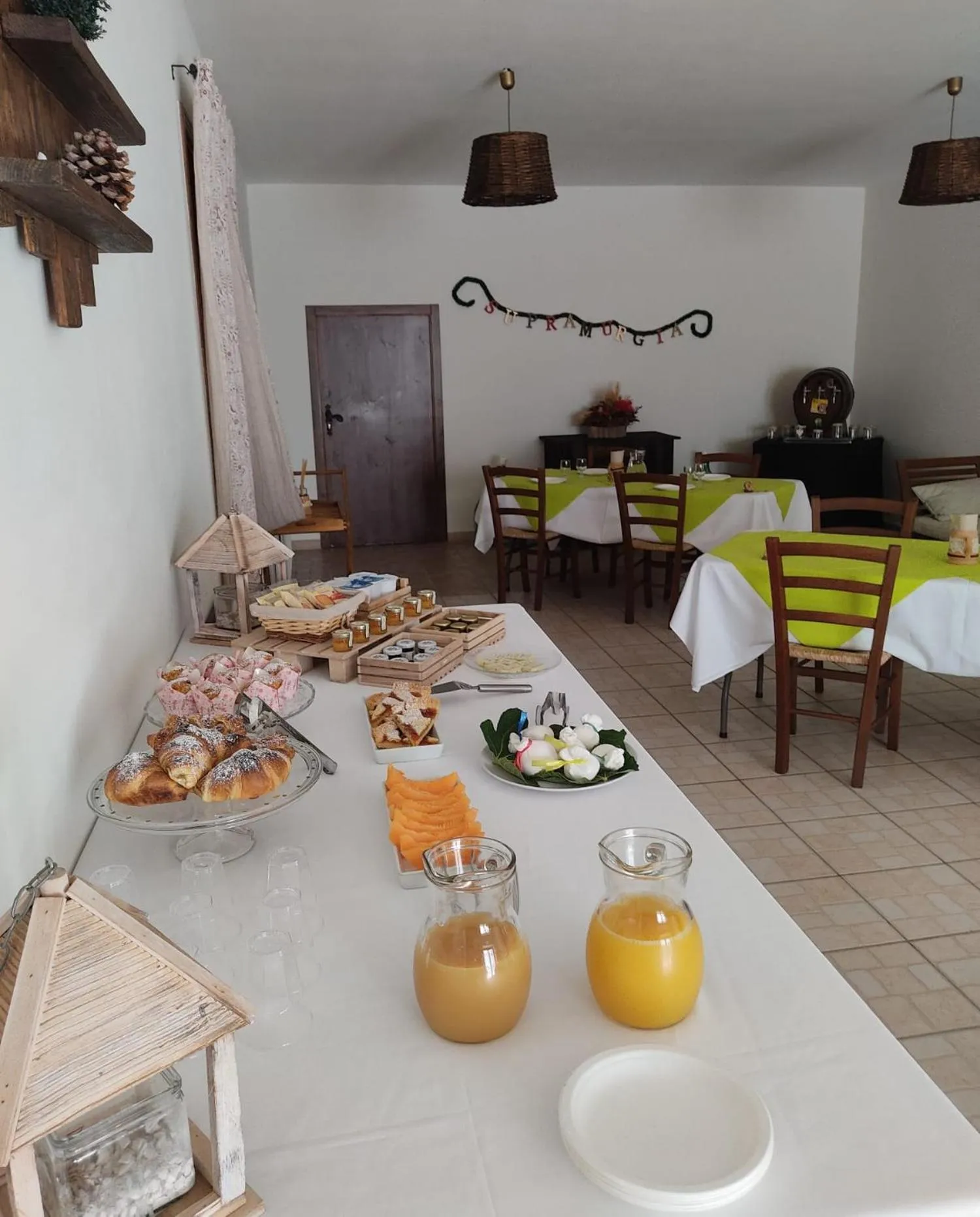 Breakfast in Supramurgia Agribistrot
