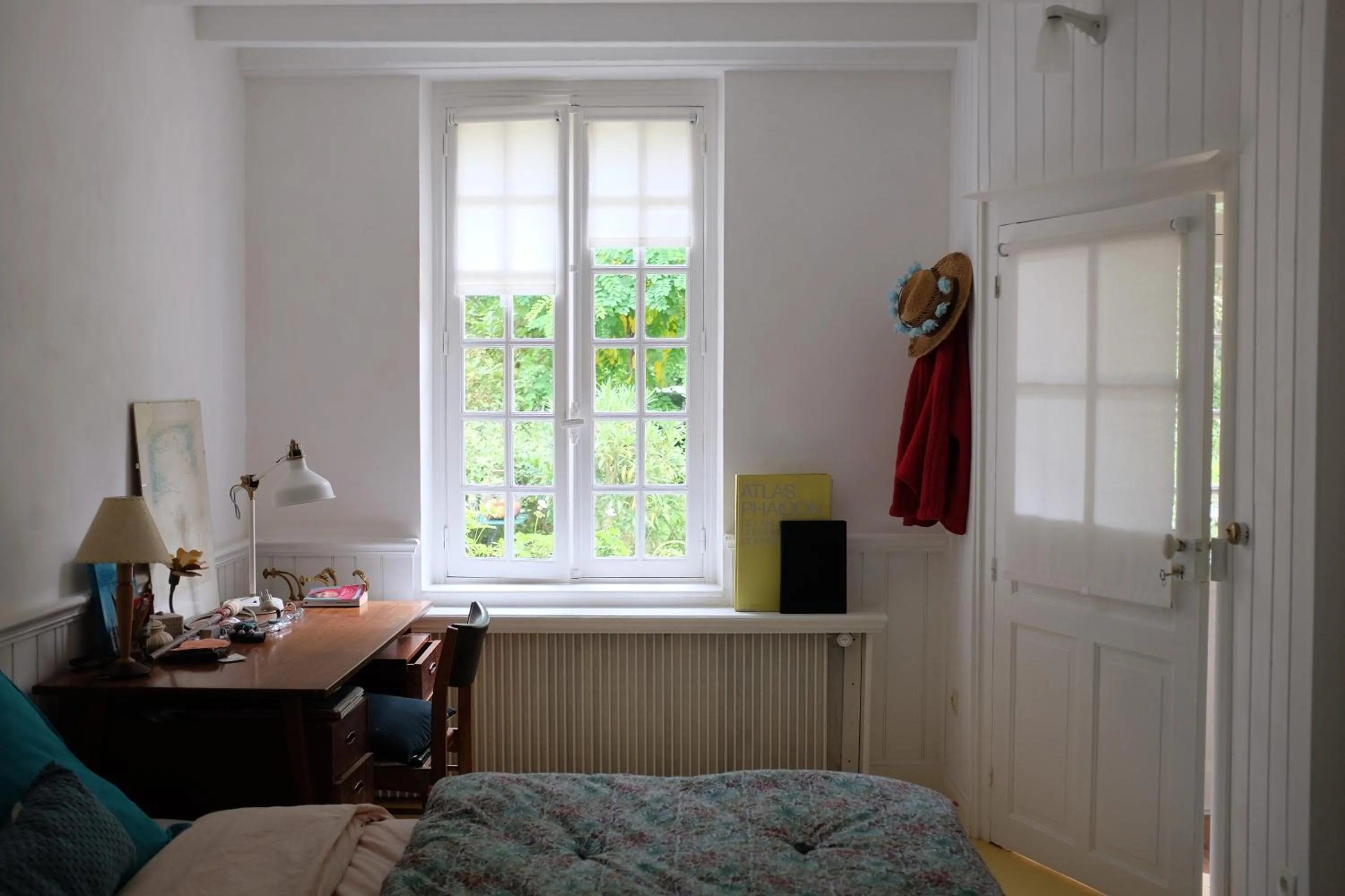 Photo of the whole room in Le clos du Ru