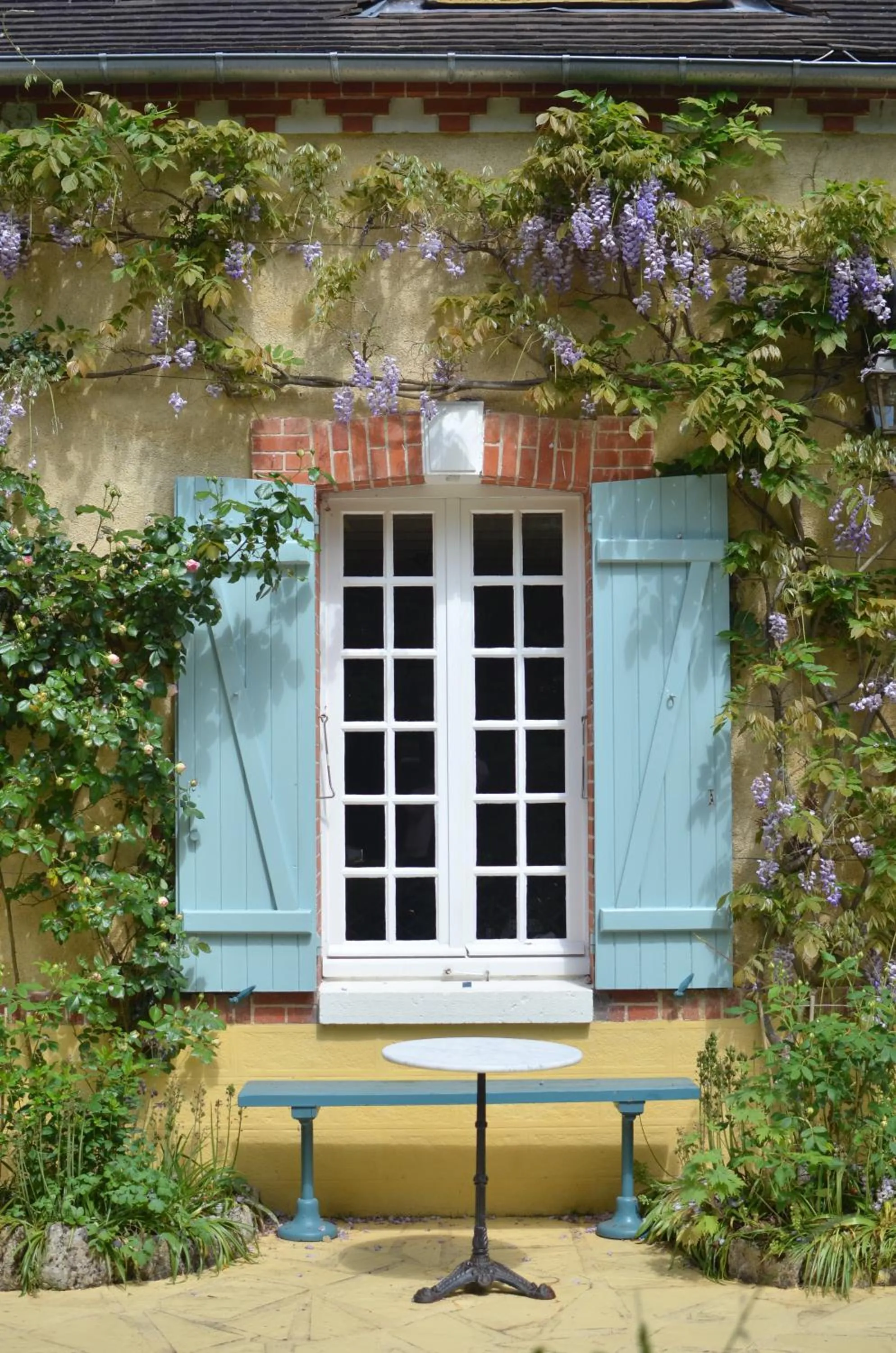 Facade/entrance in Le clos du Ru