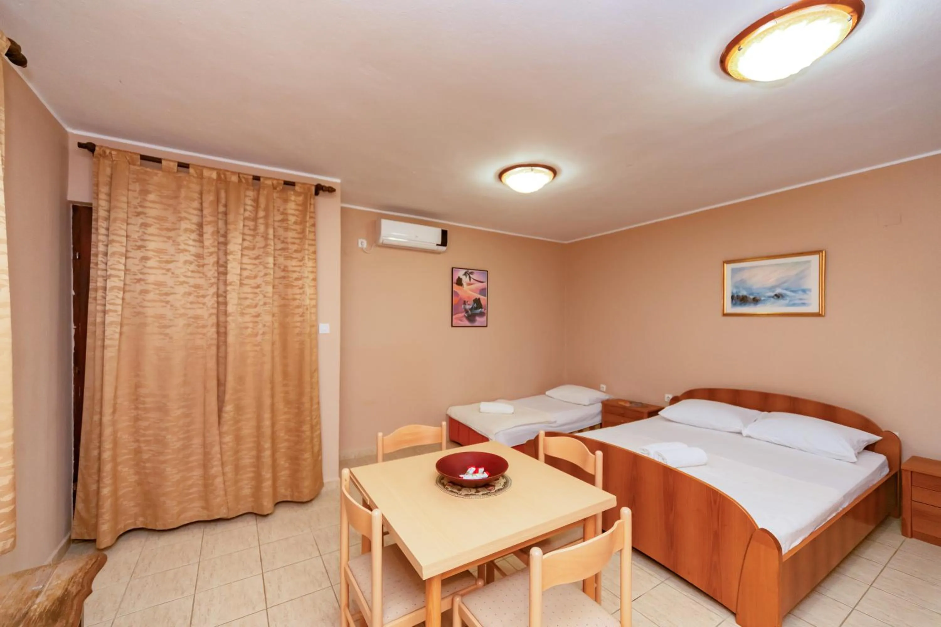 Photo of the whole room, Bed in Villa Glavanovic