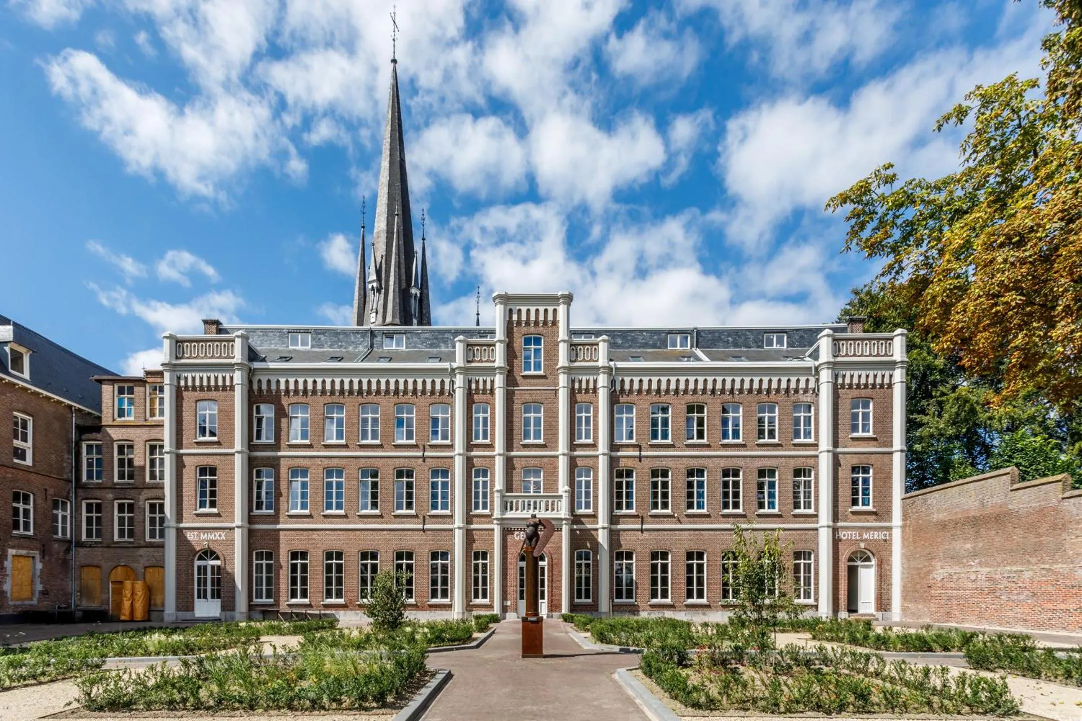 Property building in MERICI Hotel Sittard