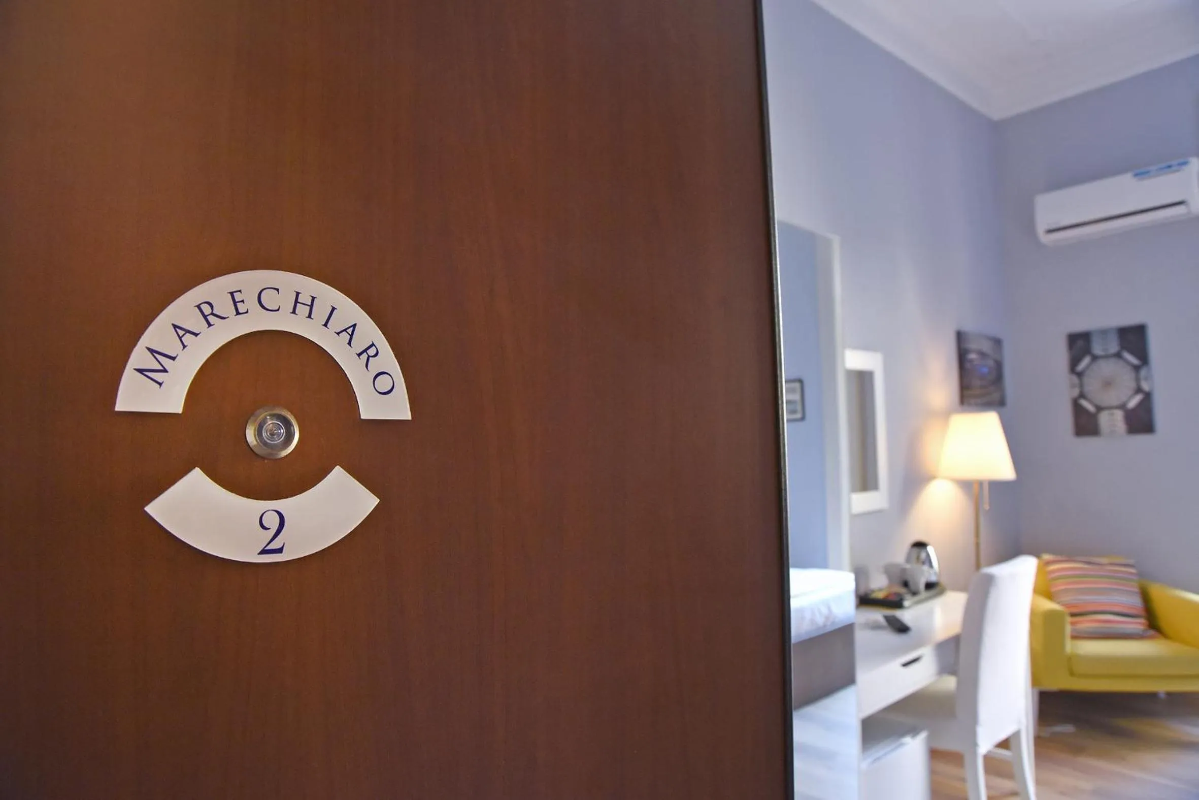 Property logo or sign in La Dimora Luca Giordano