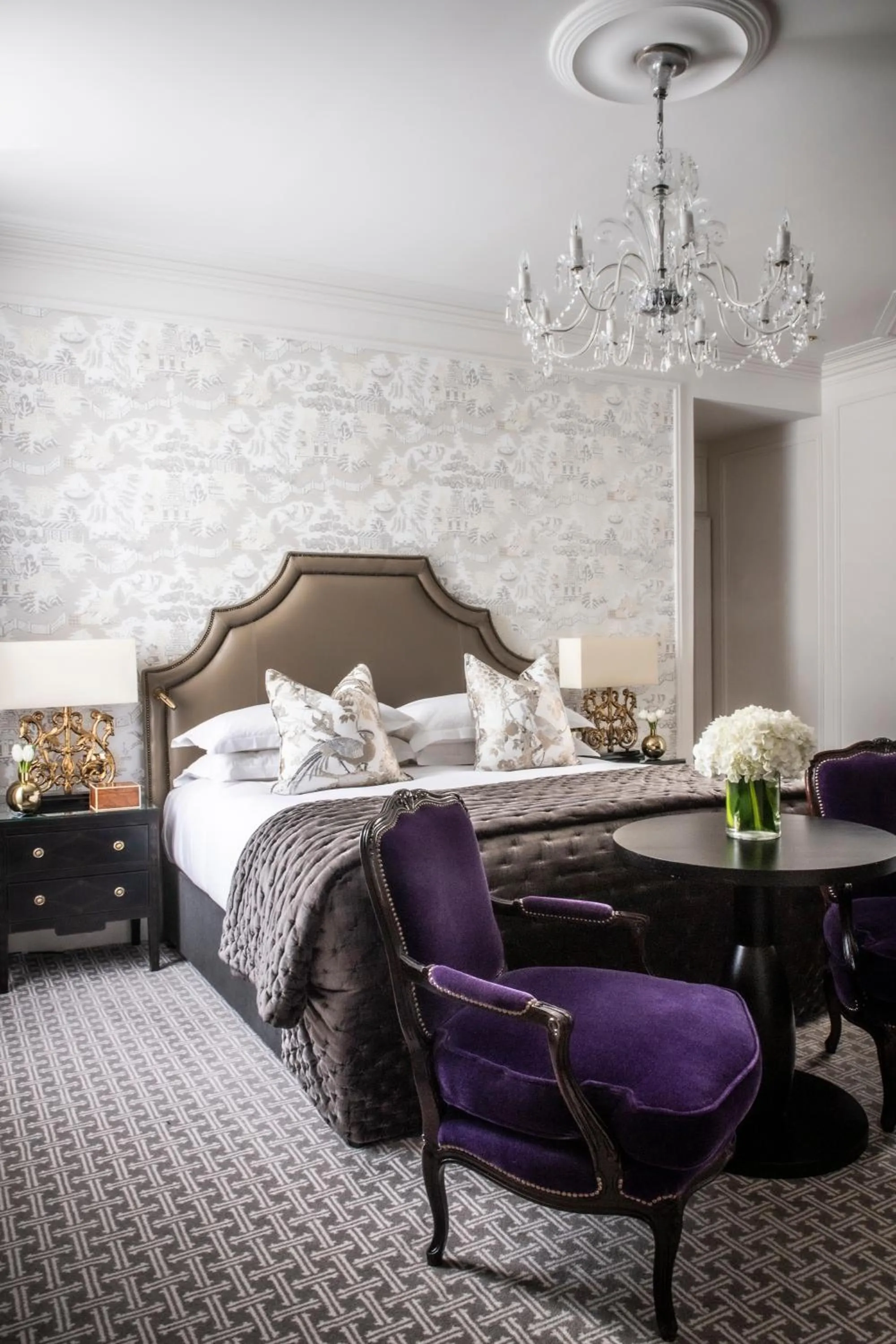 Bed in The Kensington Hotel