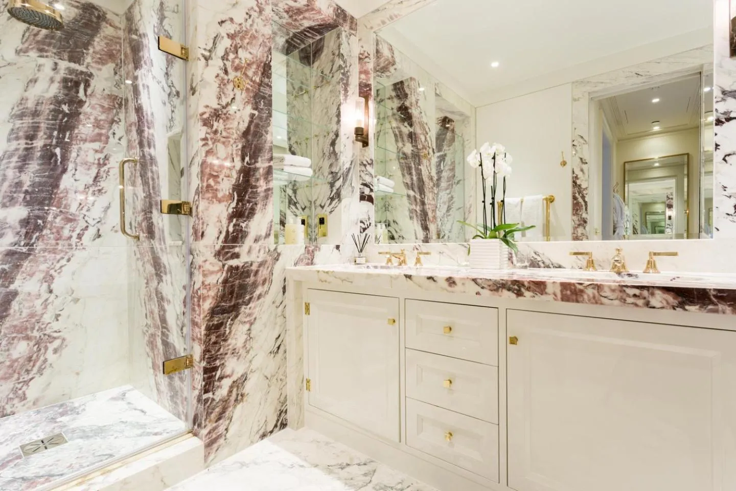 Toilet in The Kensington Hotel