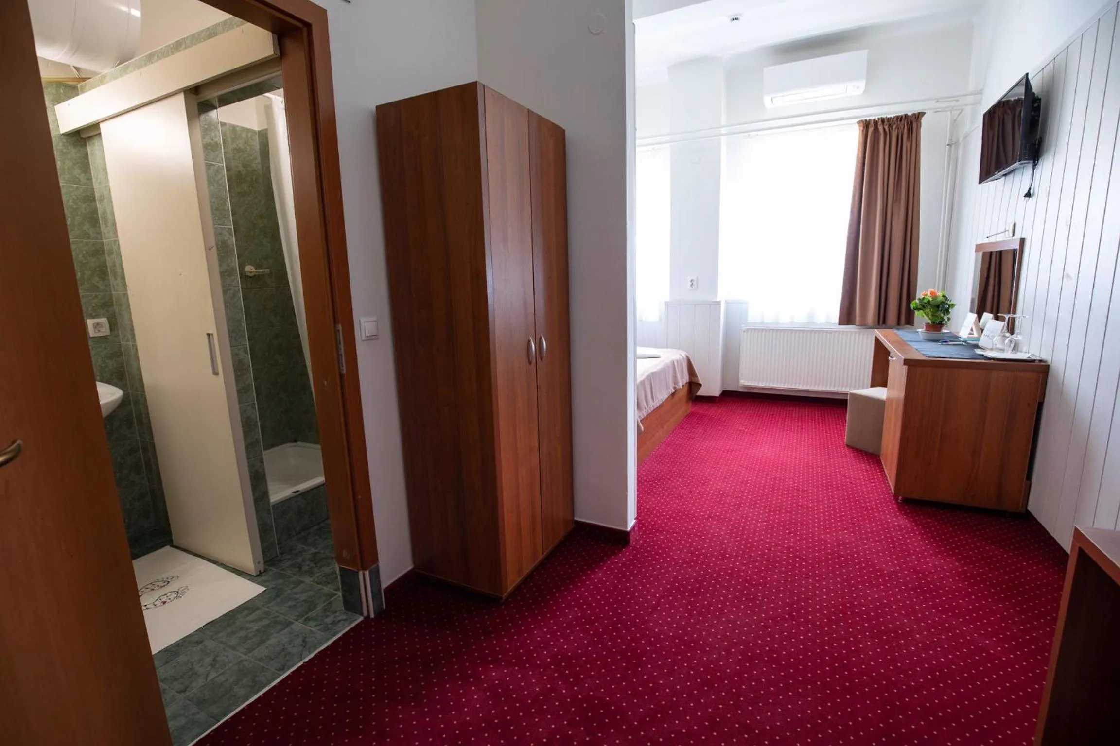 Photo of the whole room in Népliget Hotel