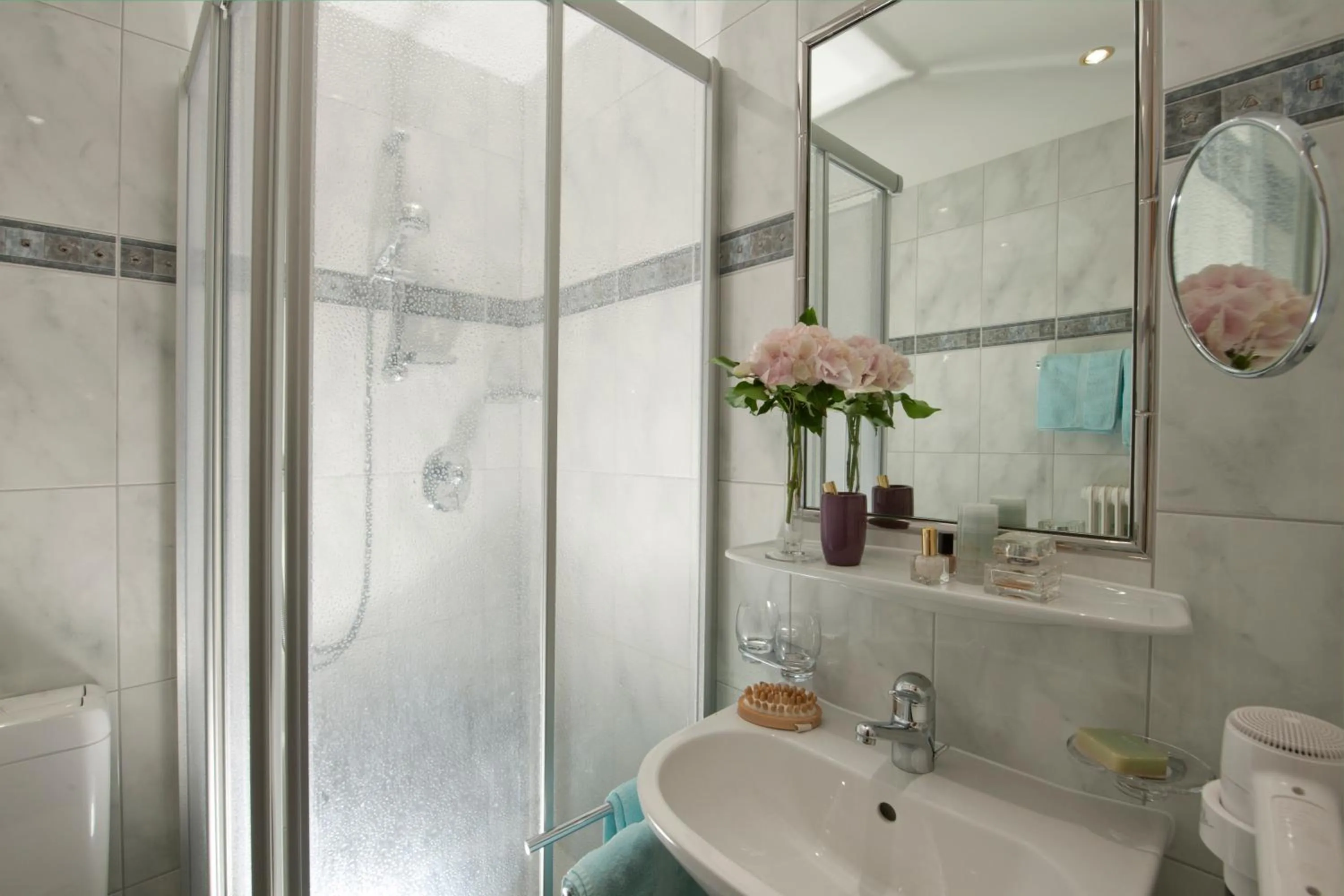 Bathroom in Hotel Antony