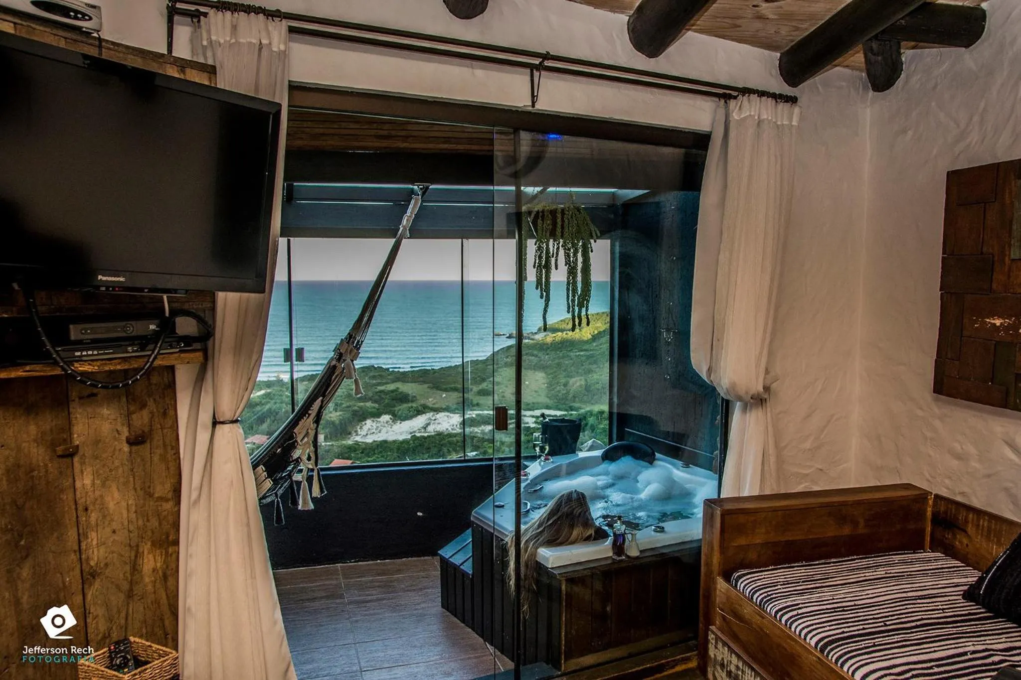 Communal lounge/ TV room, Bed in Villa Buena Vista