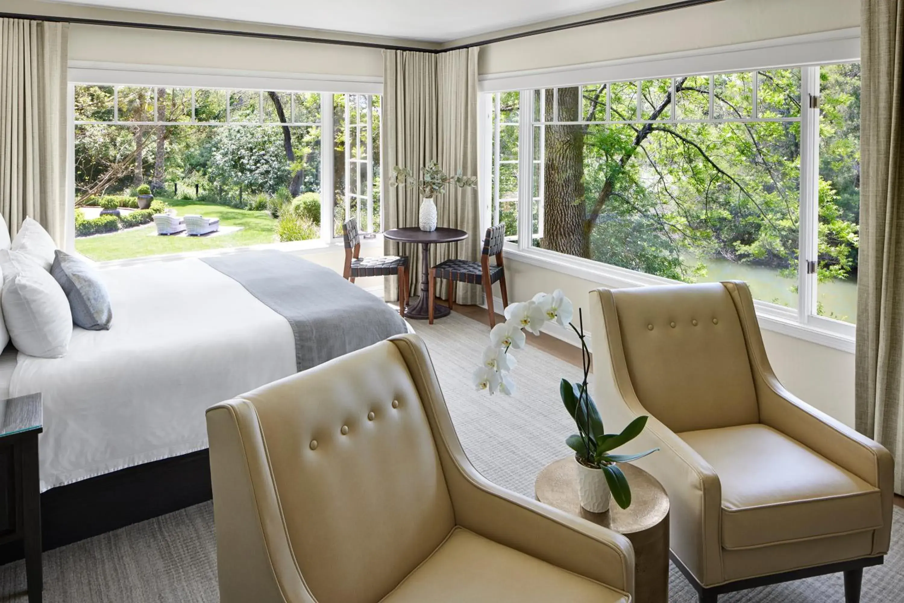 Ascher in Milliken Creek Inn Ascher in Milliken Creek Inn