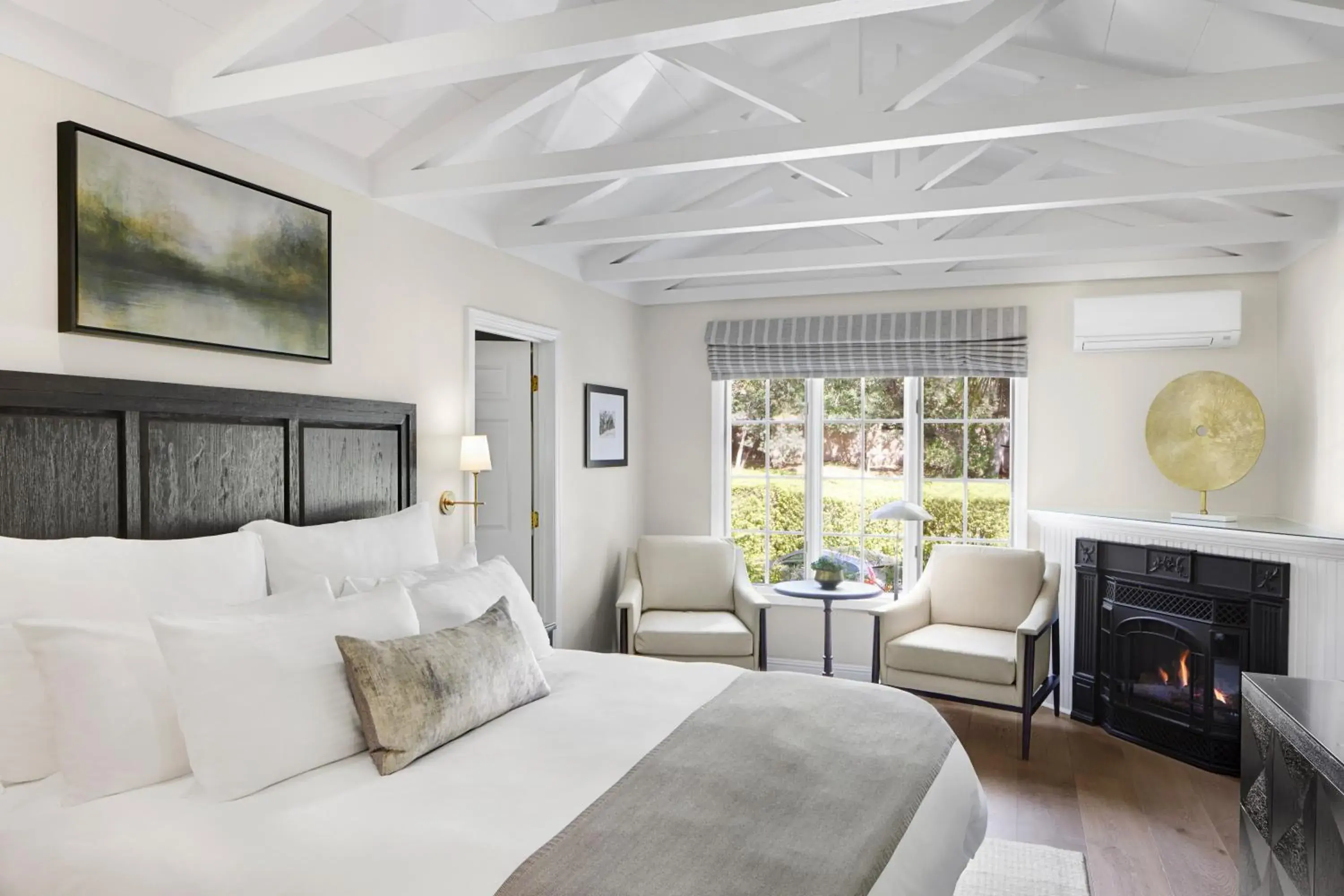 Harper in Milliken Creek Inn Harper in Milliken Creek Inn