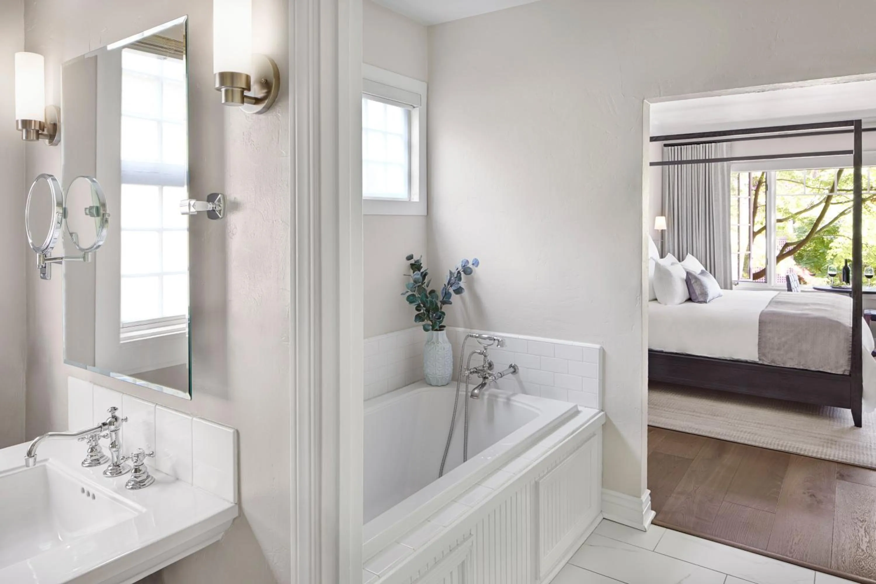 Bed in Milliken Creek Inn