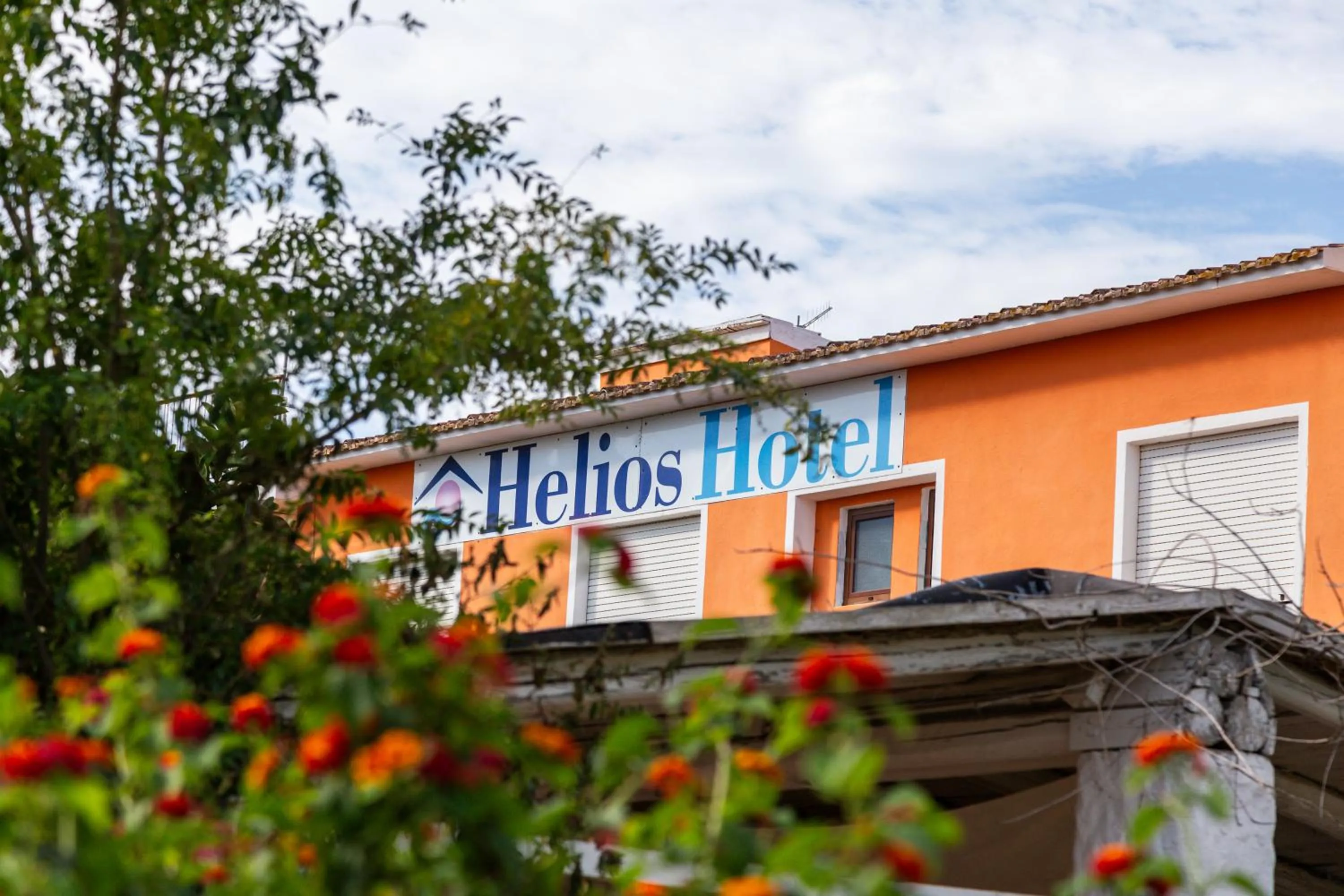 Helios Hotel