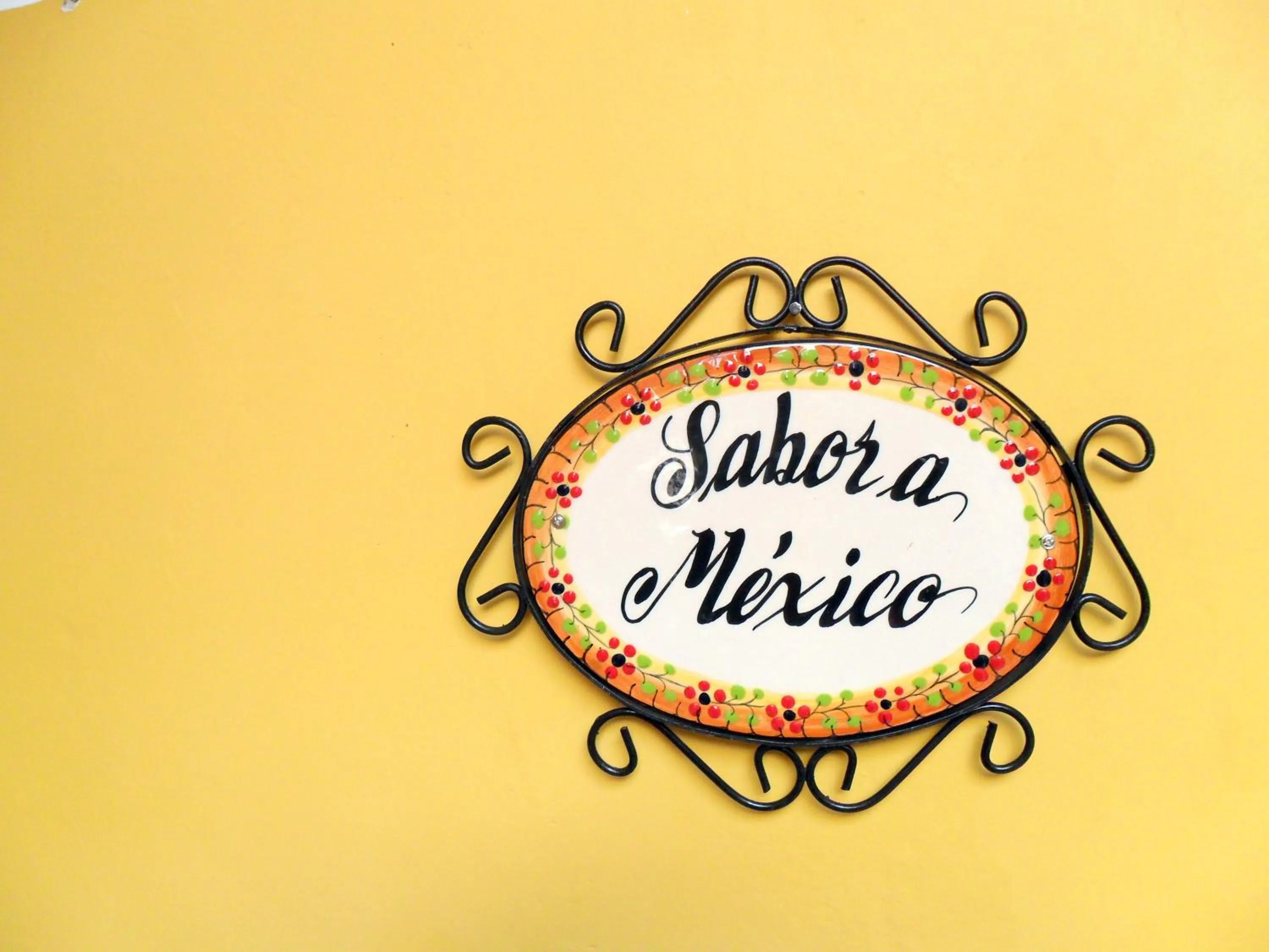 Logo/Certificate/Sign in La Casona de Tete