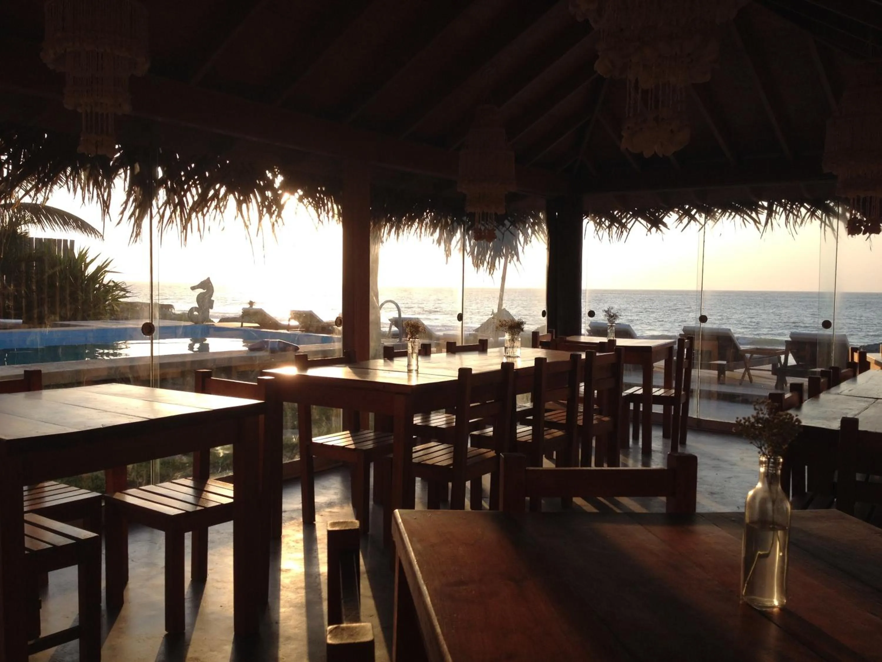 Restaurant/places to eat in Los Cocos de Vichayito
