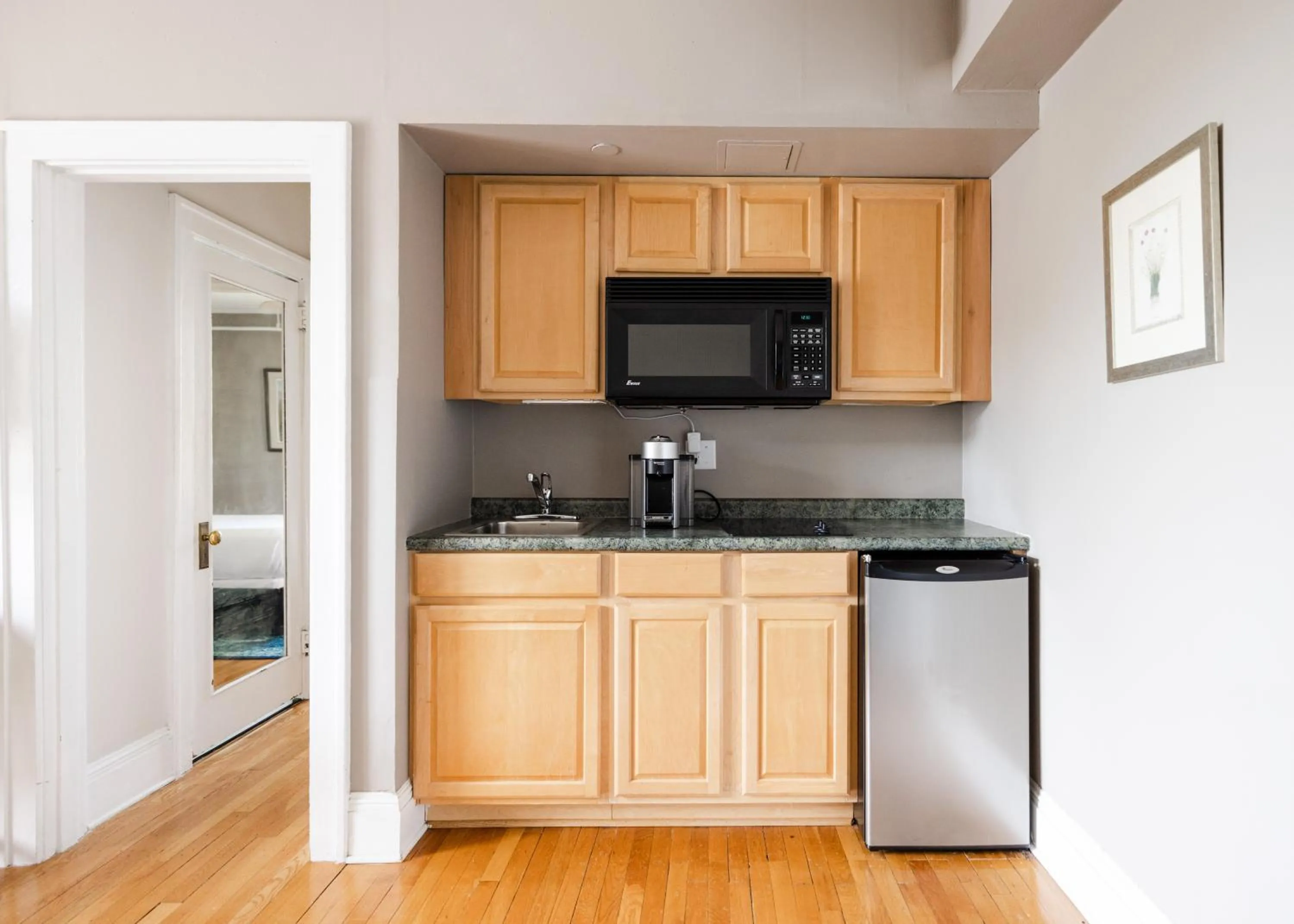 Kitchen or kitchenette in Princess Anne Boutique Hotel