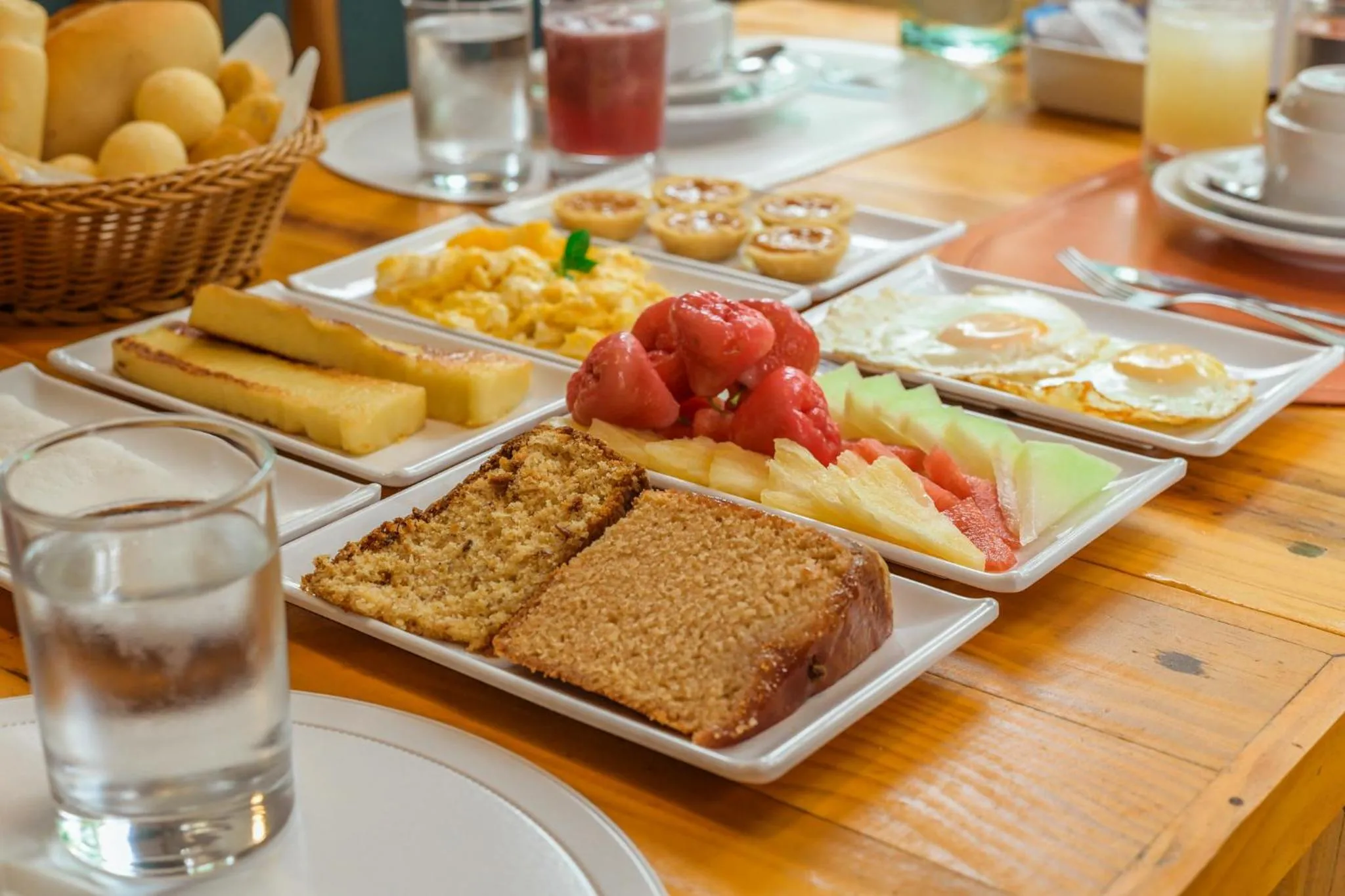 Restaurant/places to eat in Ecocharme Pousada do Marcilio