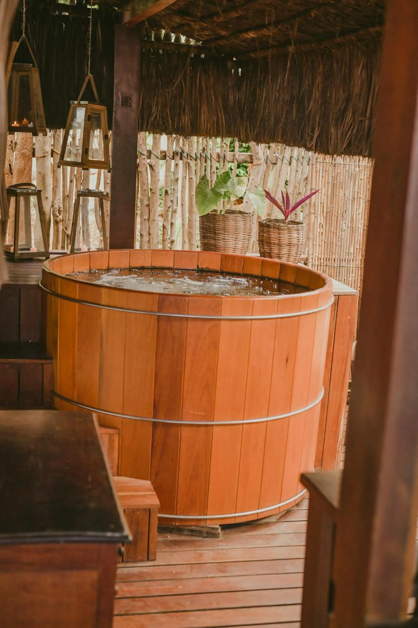 Hot Tub in Ecocharme Pousada do Marcilio