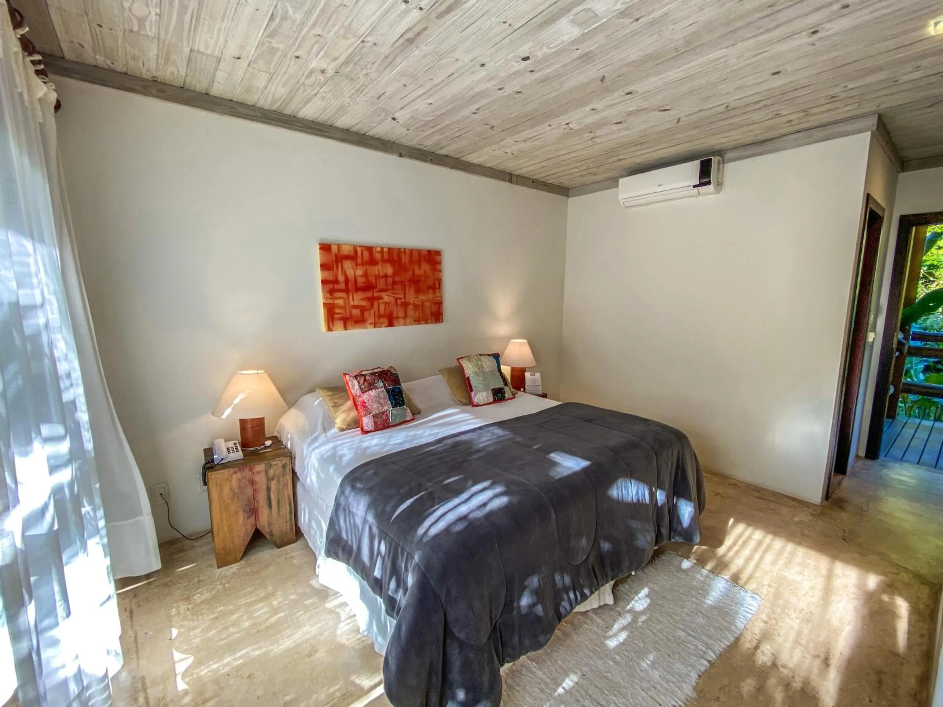 Bed in Morada da Praia do Rosa Pousada