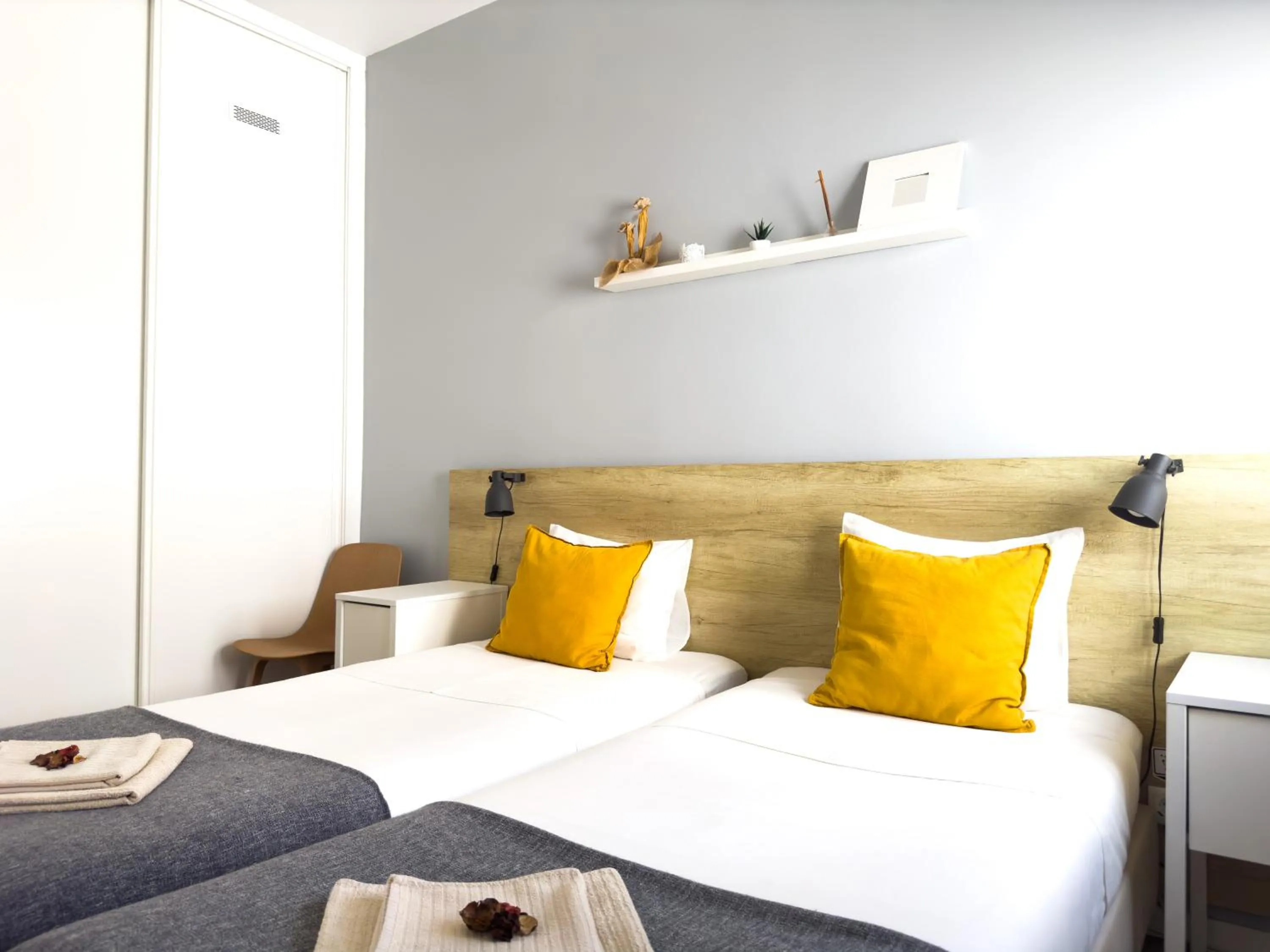 Bedroom, Bed in Solar do Alentejo