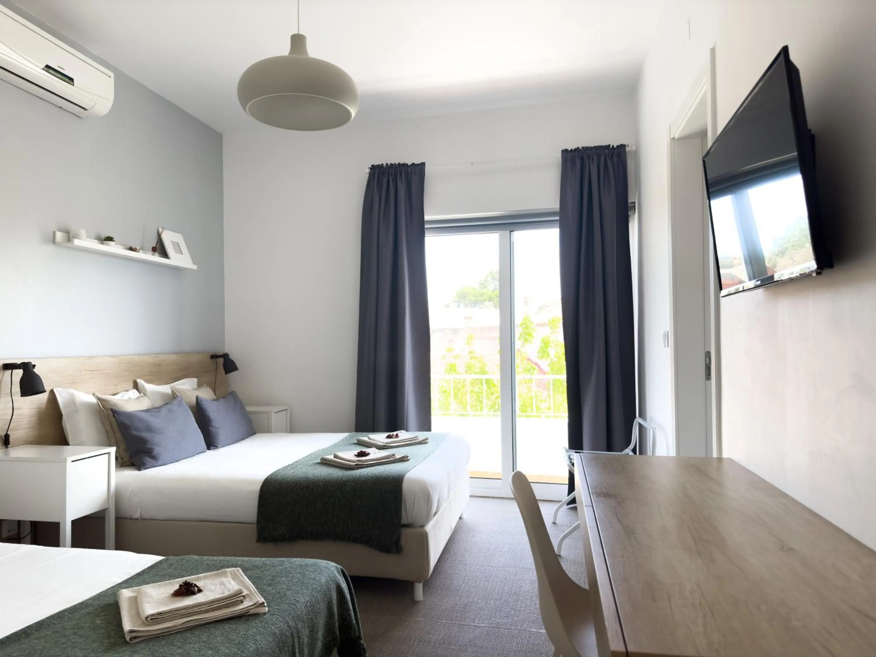 Bedroom, Bed in Solar do Alentejo