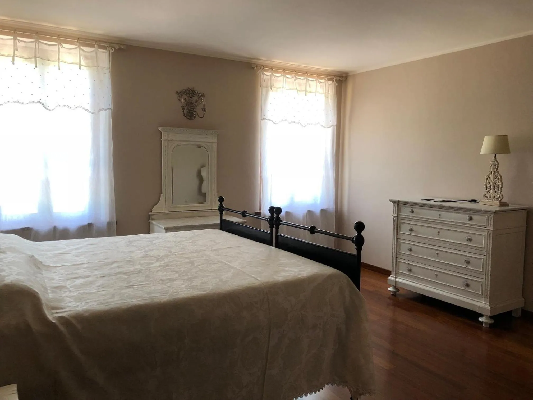 Bed in VIA D' ESTE 8